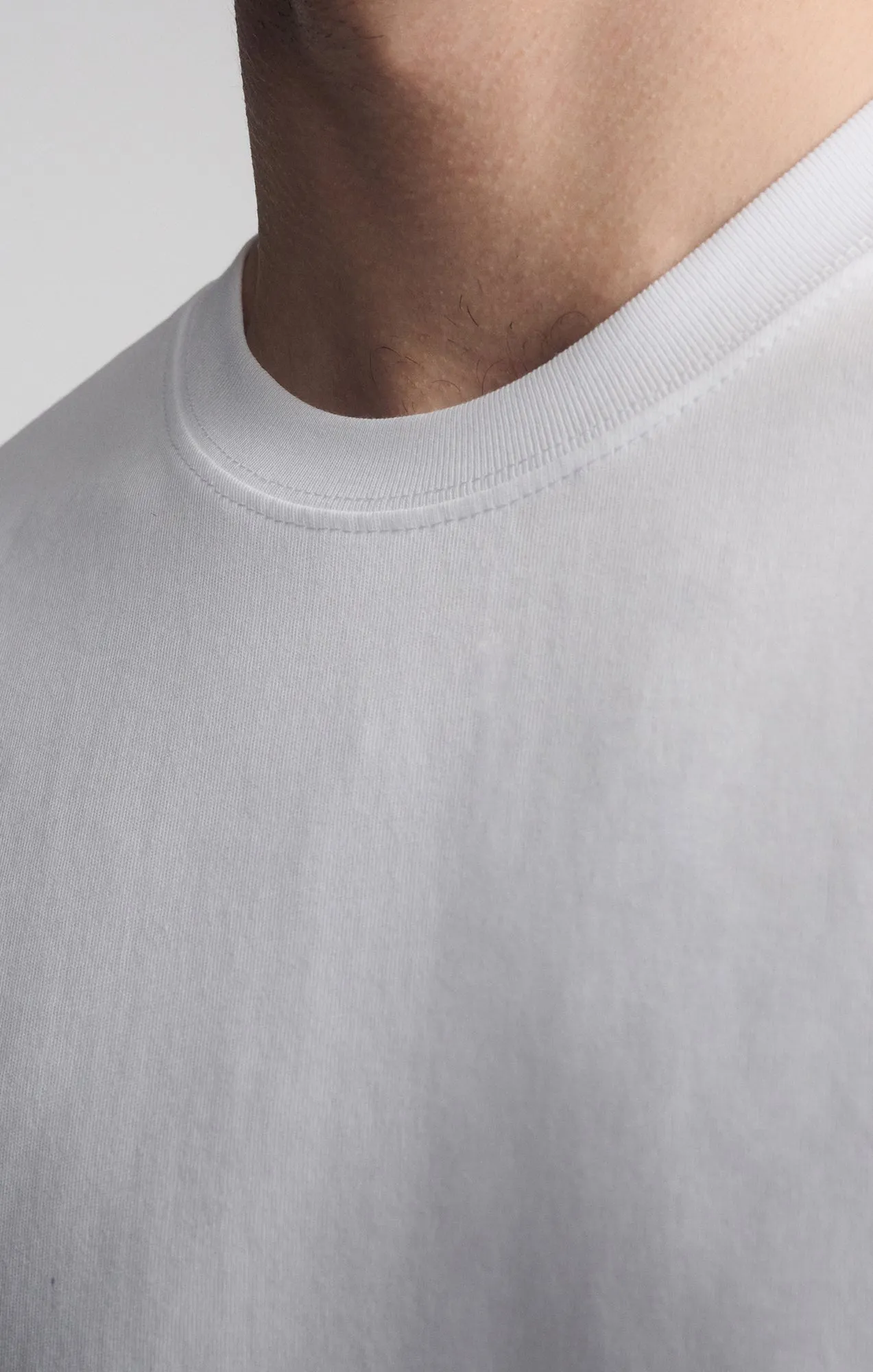 SHORT SLEEVE CREW NECK T-SHIRT IN WHITE sold by Mavi product image thumbnail 5