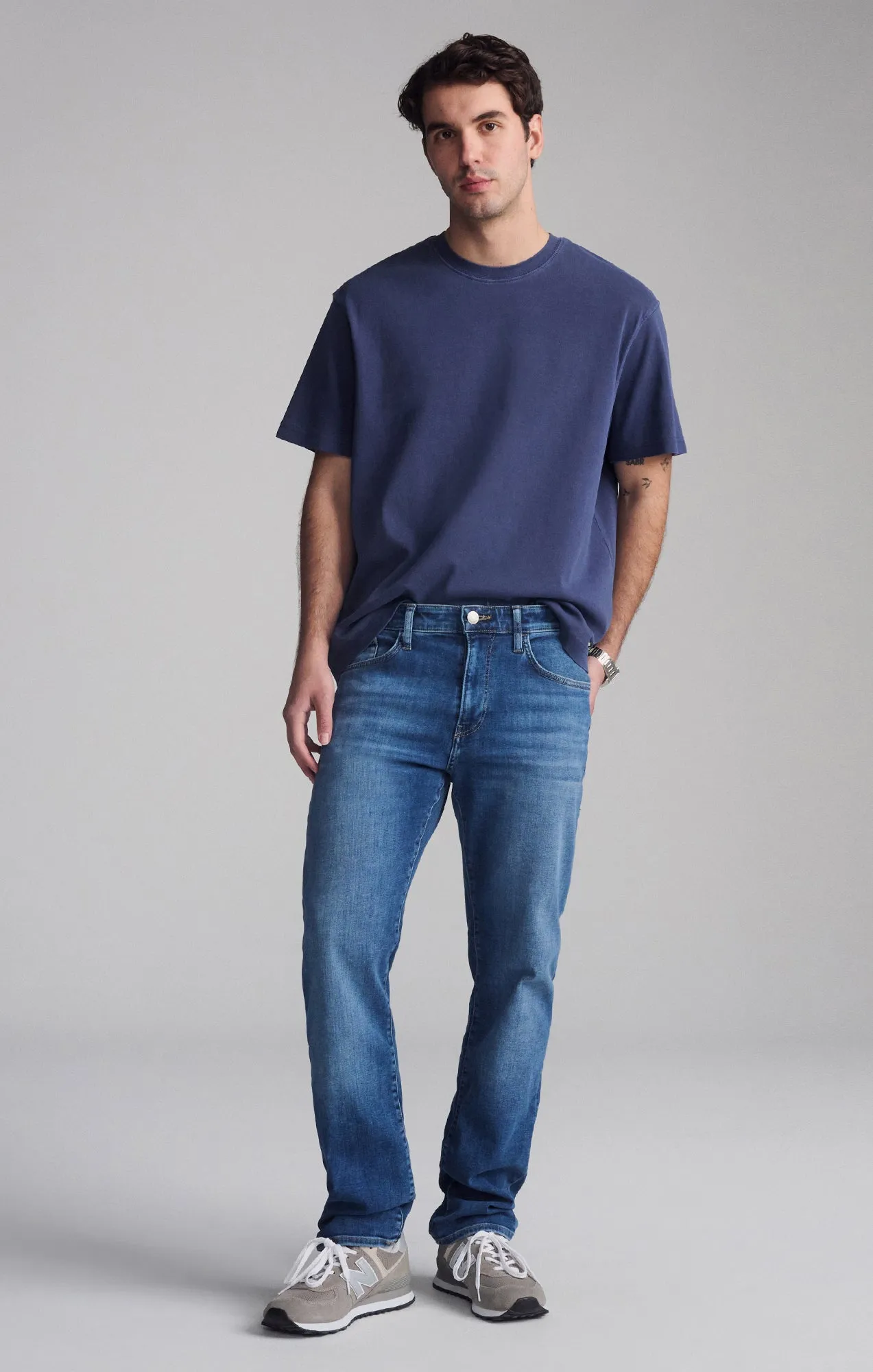 ZACH STRAIGHT LEG IN DARK BRUSHED FEATHER BLUE sold by Mavi