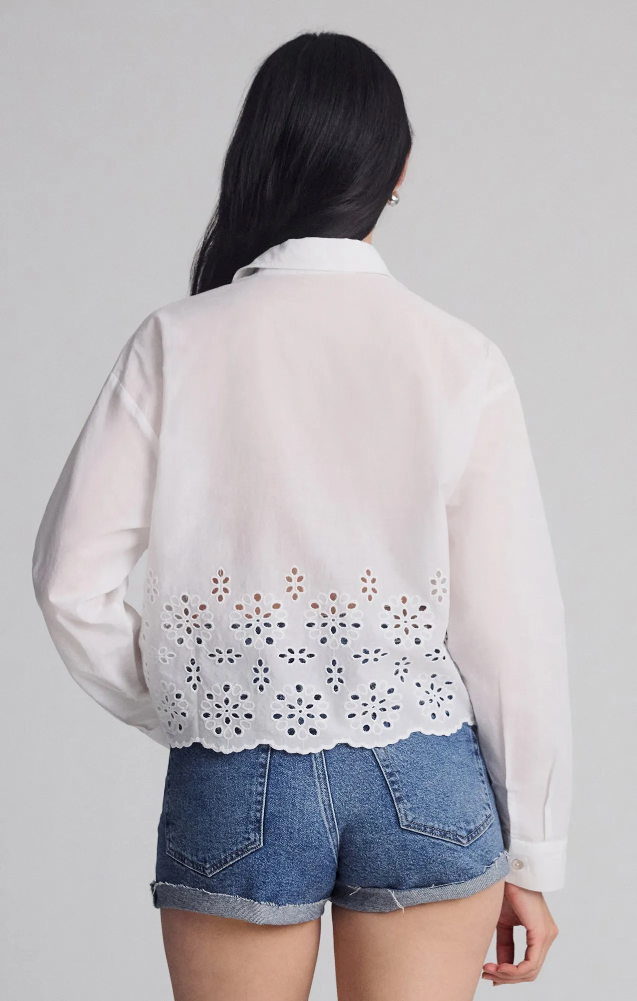 CROPPED EYELET EMBROIDERY SHIRT IN WHITE sold by Mavi product image thumbnail 5