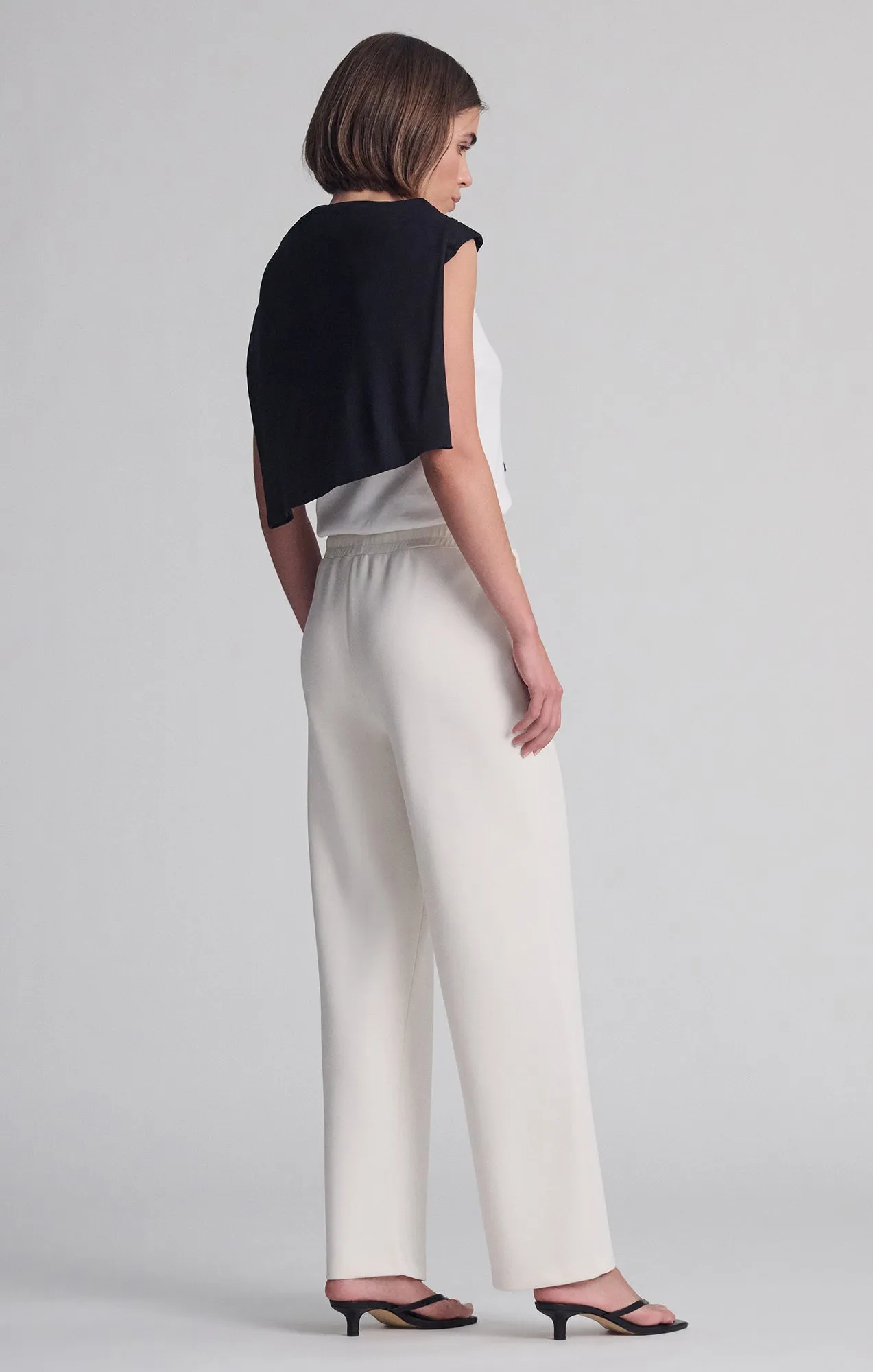 SPORTY LUXE TENCEL™ PANTS IN COCONUT MILK sold by Mavi product image thumbnail 4