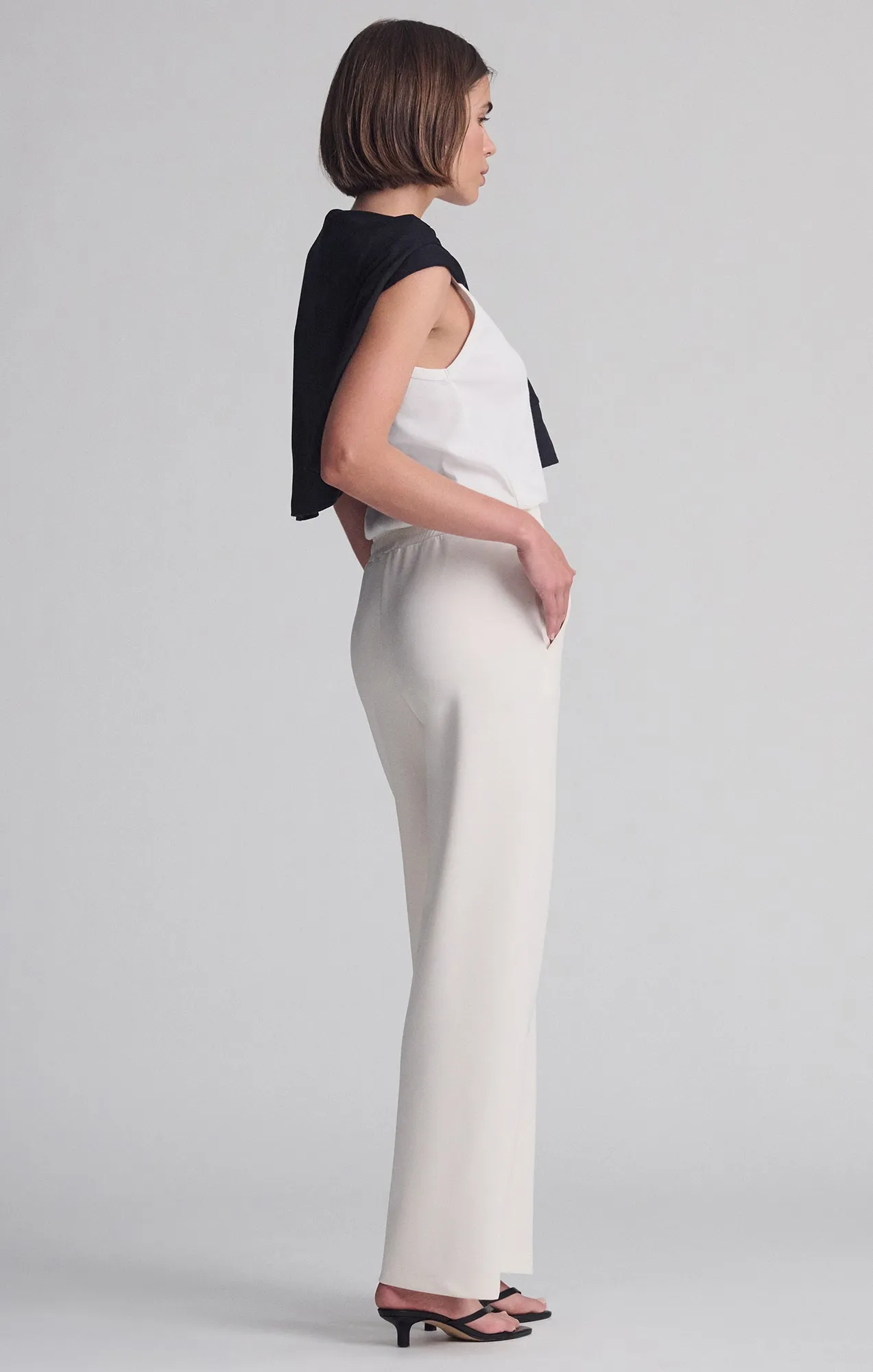 SPORTY LUXE TENCEL™ PANTS IN COCONUT MILK sold by Mavi product image thumbnail 2