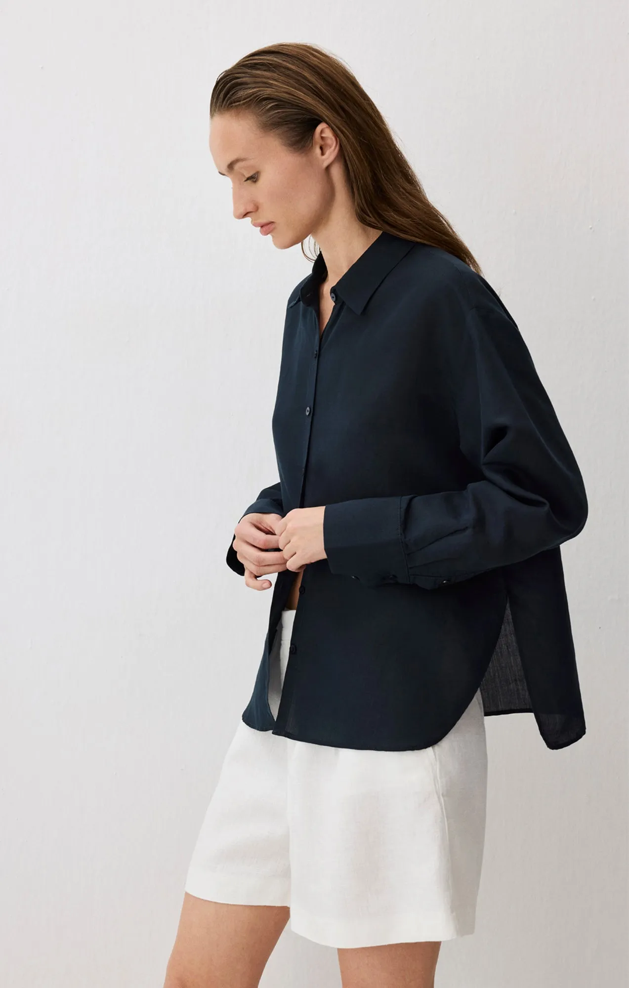 LONG SLEEVE TENCEL™ SHIRT IN BLACK IRIS sold by Mavi product image thumbnail 2
