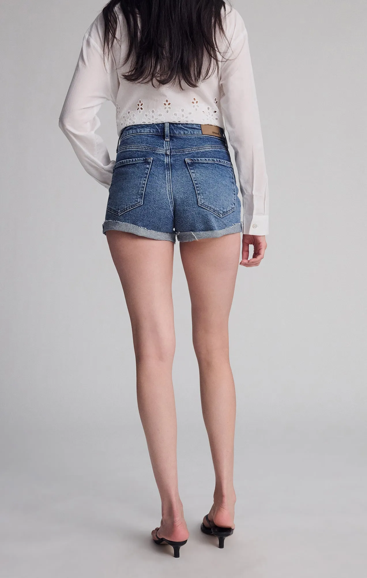 FIORA RELAXED SHORTS IN SHADED BRUSHED 90'S sold by Mavi product image thumbnail 2