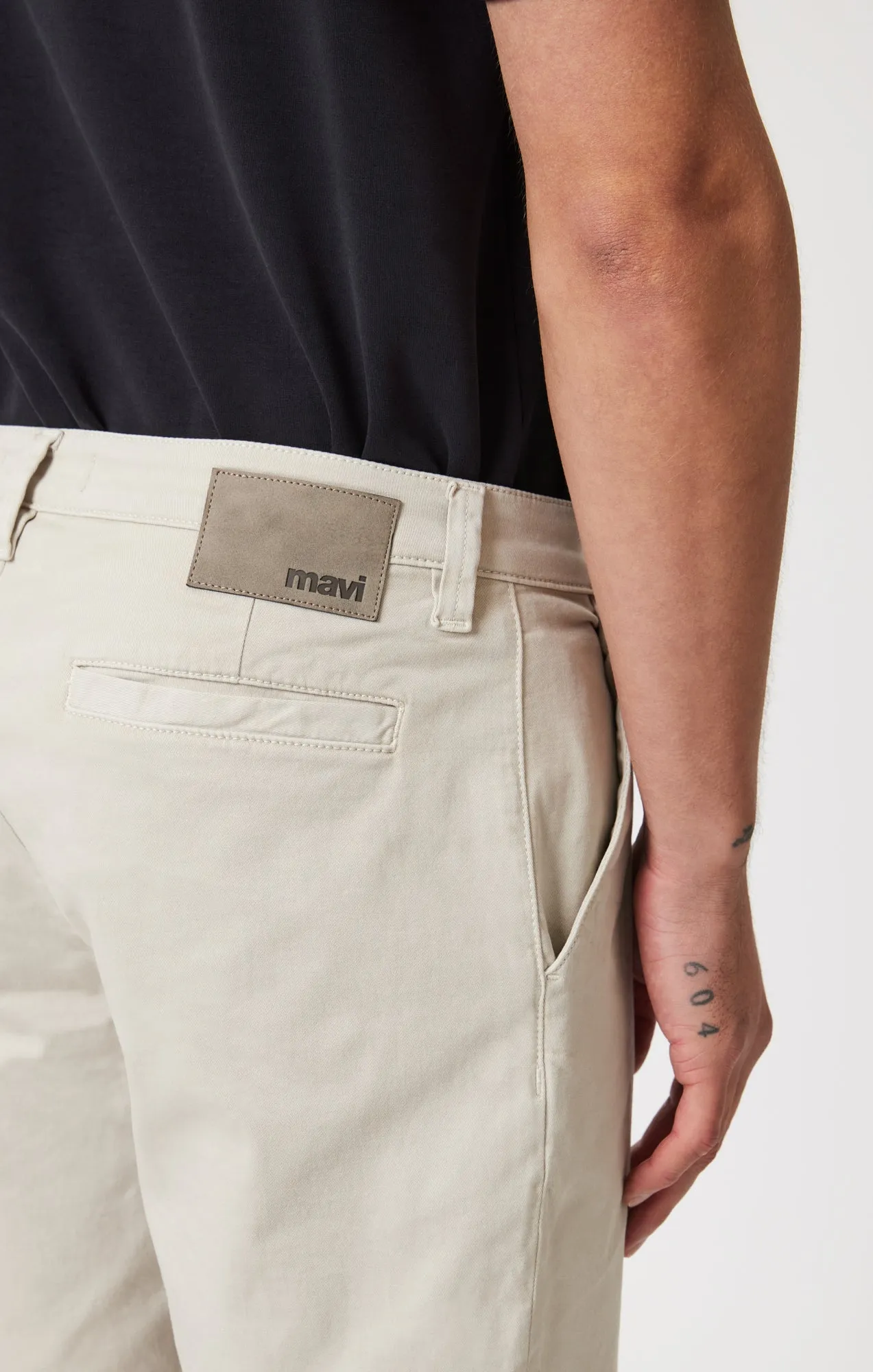 JACOB CROP SHORTS IN FROST CASUAL TWILL sold by Mavi product image thumbnail 3