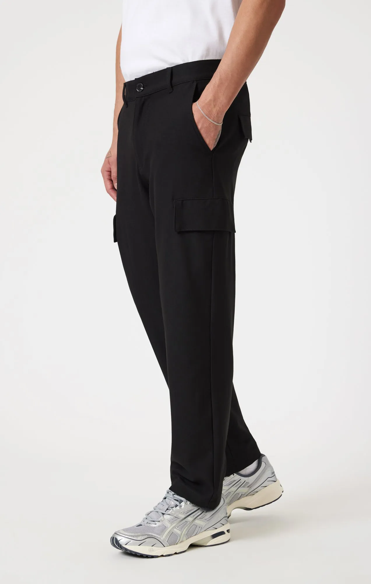 STRAIGHT LEG CARGO PANTS IN JET BLACK sold by Mavi product image thumbnail 4