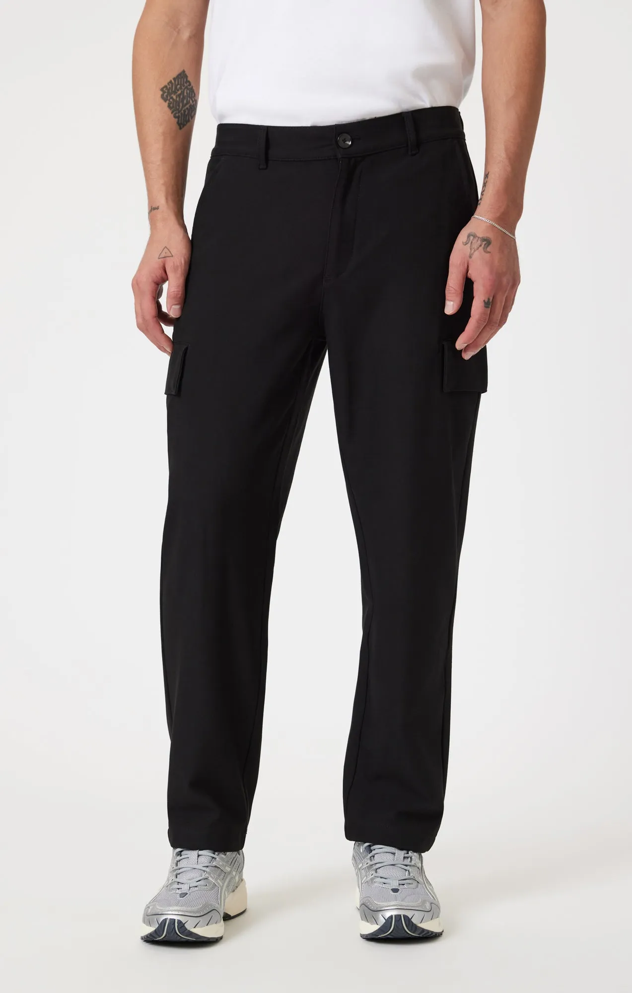 STRAIGHT LEG CARGO PANTS IN JET BLACK sold by Mavi product image thumbnail 3