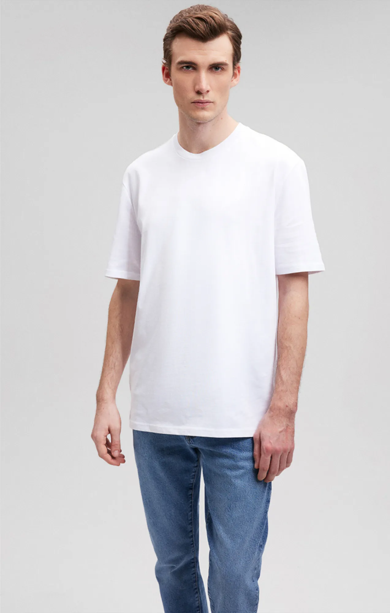 HEAVY WEIGHT T-SHIRT IN WHITE sold by Mavi