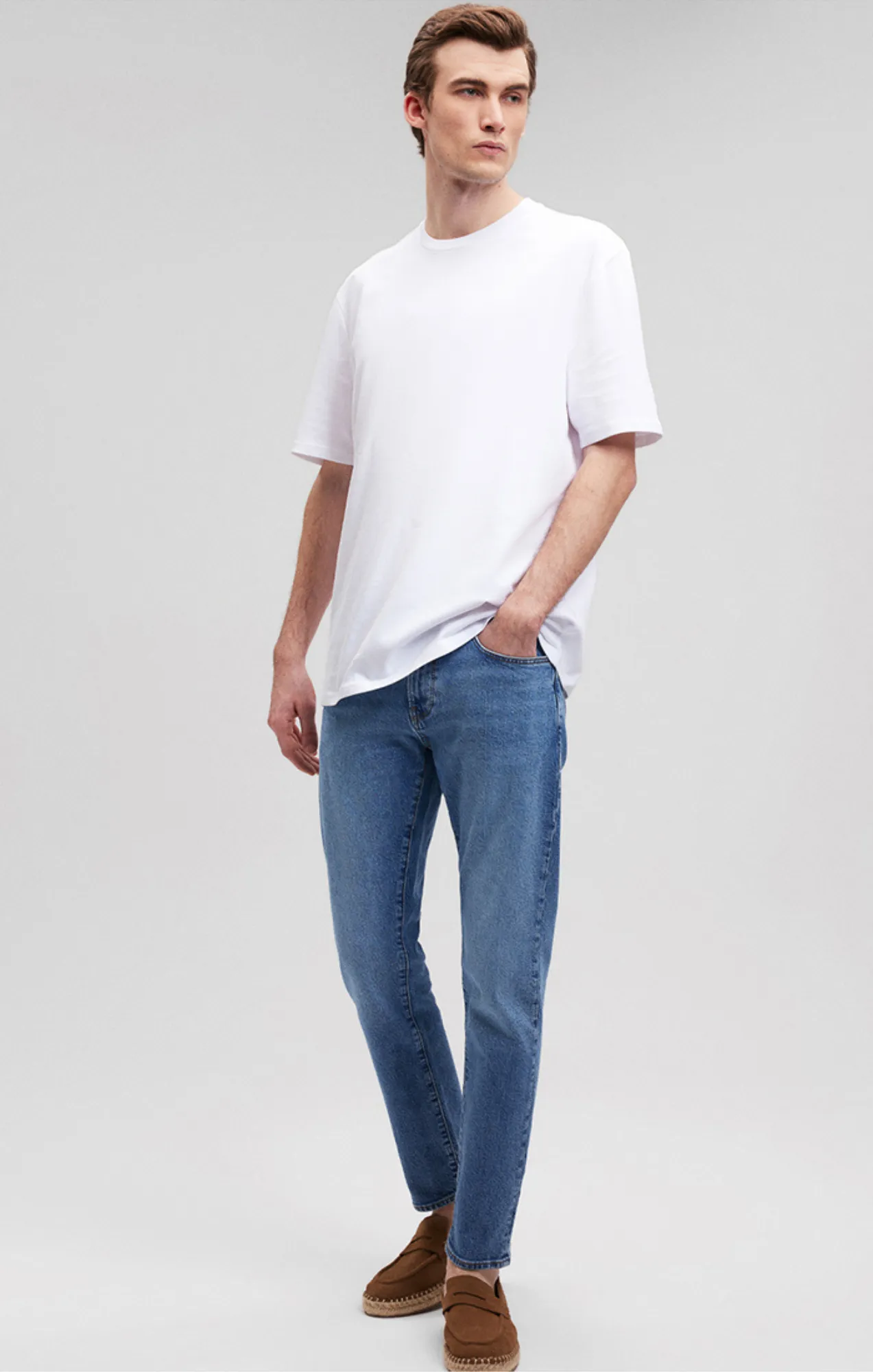HEAVY WEIGHT T-SHIRT IN WHITE sold by Mavi product image thumbnail 2