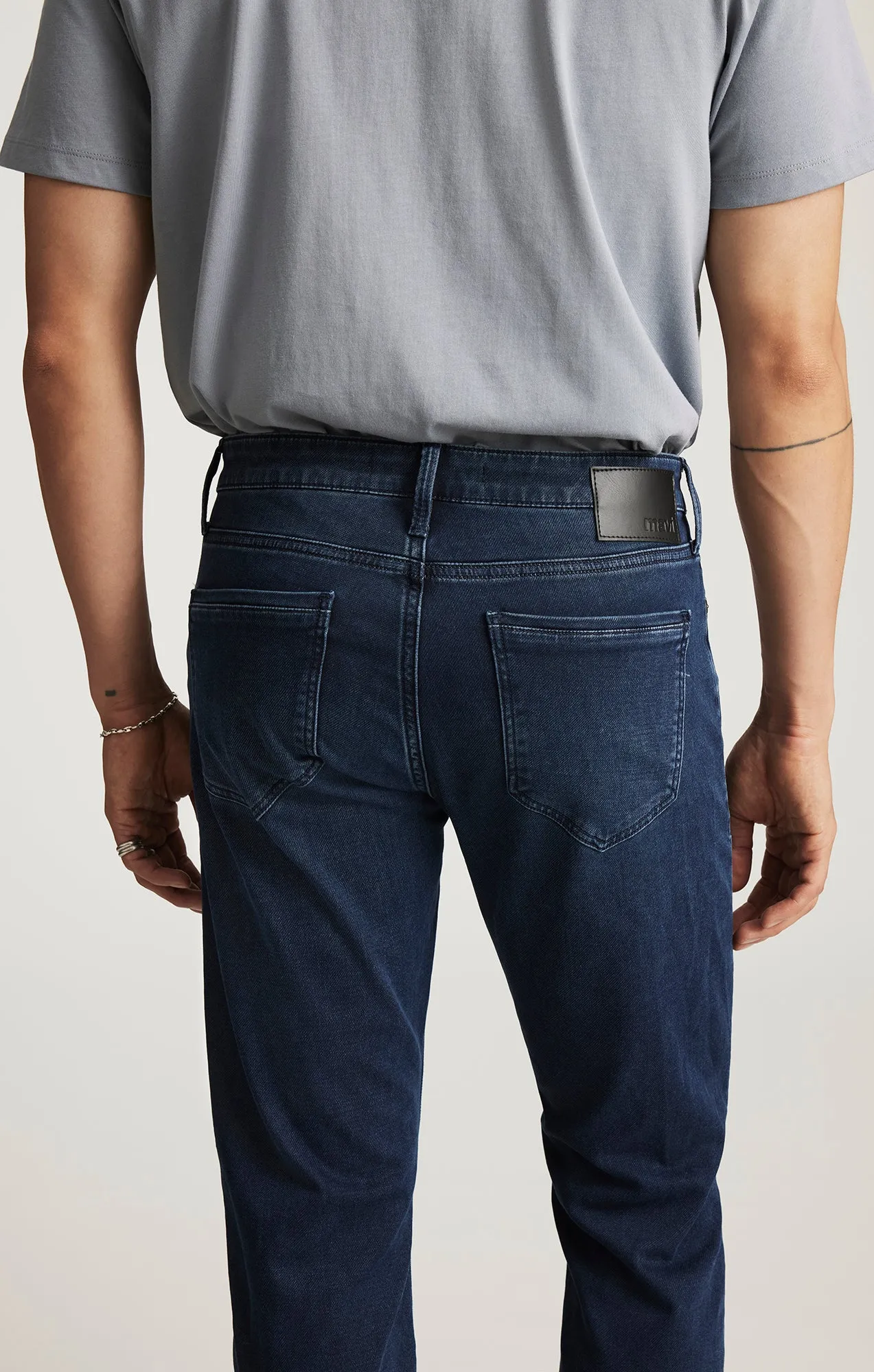 JAKE SLIM LEG IN DARK ATHLETIC sold by Mavi product image thumbnail 5