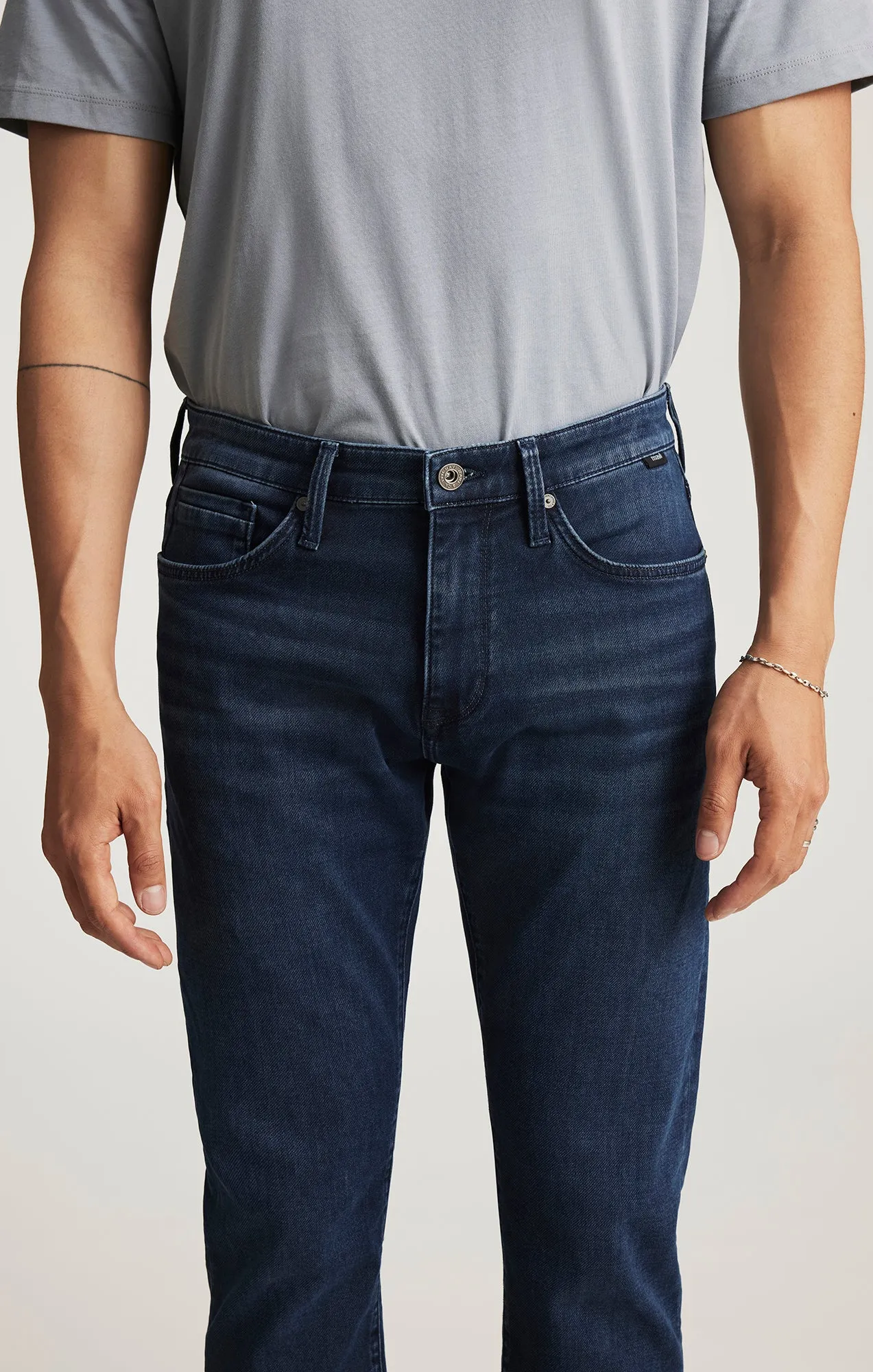 JAKE SLIM LEG IN DARK ATHLETIC sold by Mavi product image thumbnail 4