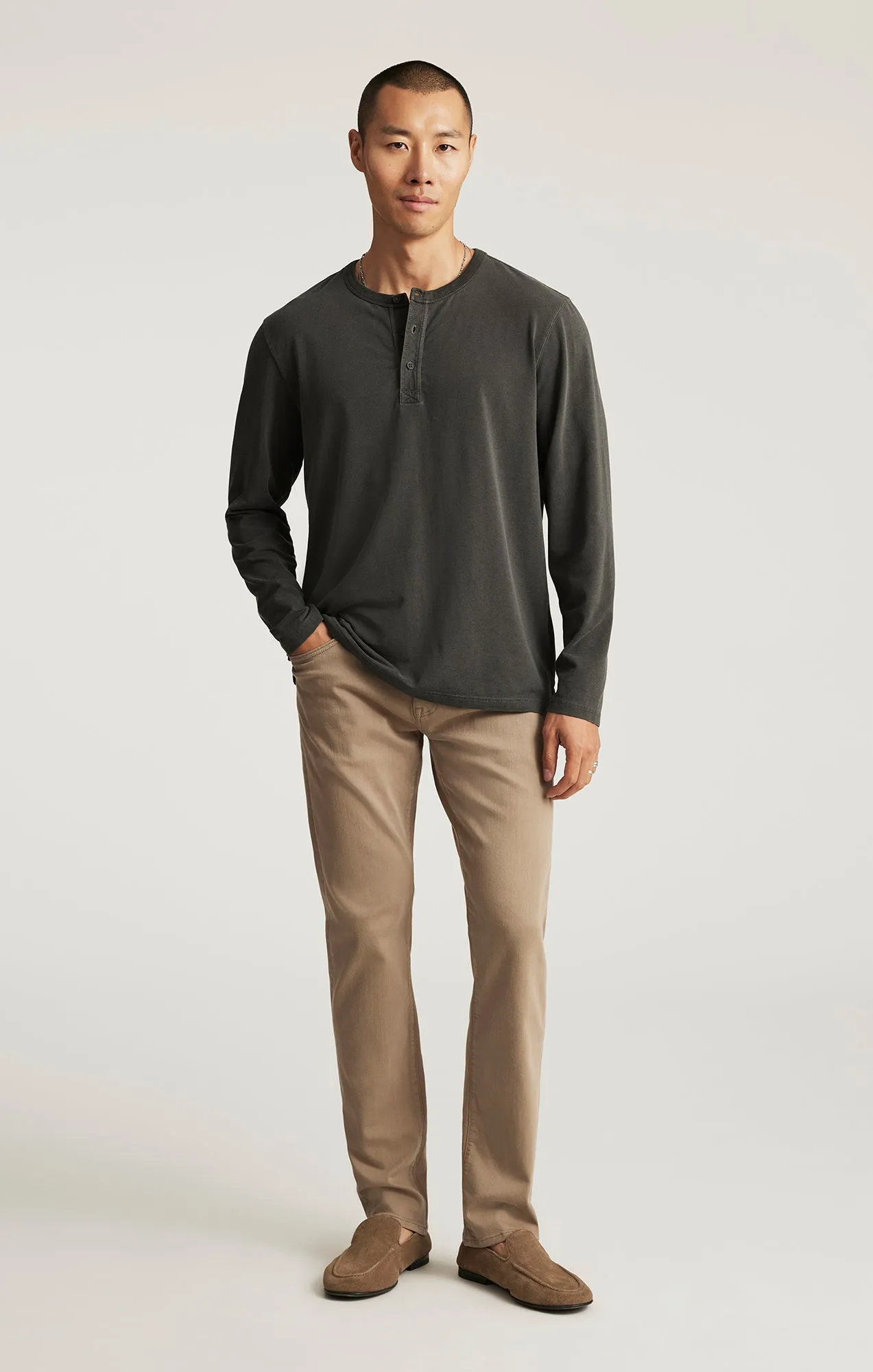 MARCUS SLIM STRAIGHT LEG IN BRINDLE SUPERMOVE sold by Mavi