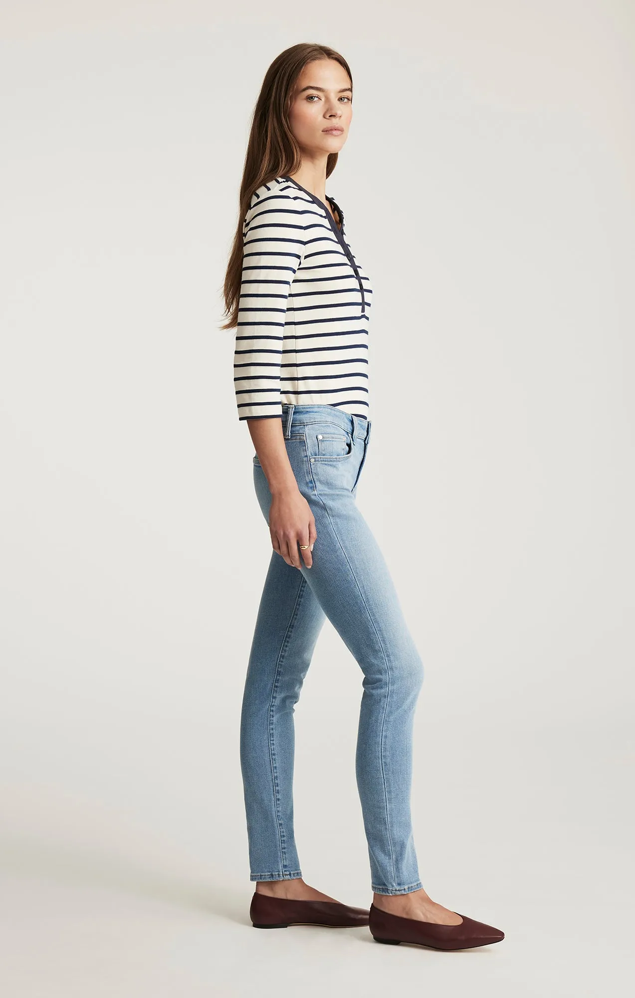 ALEXA SKINNY IN BLEACHED TRIBECA sold by Mavi product image thumbnail 2