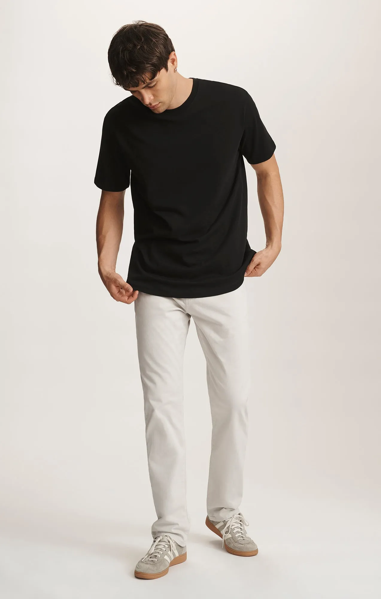BASIC SHORT SLEEVE T-SHIRT IN BLACK sold by Mavi product image thumbnail 4