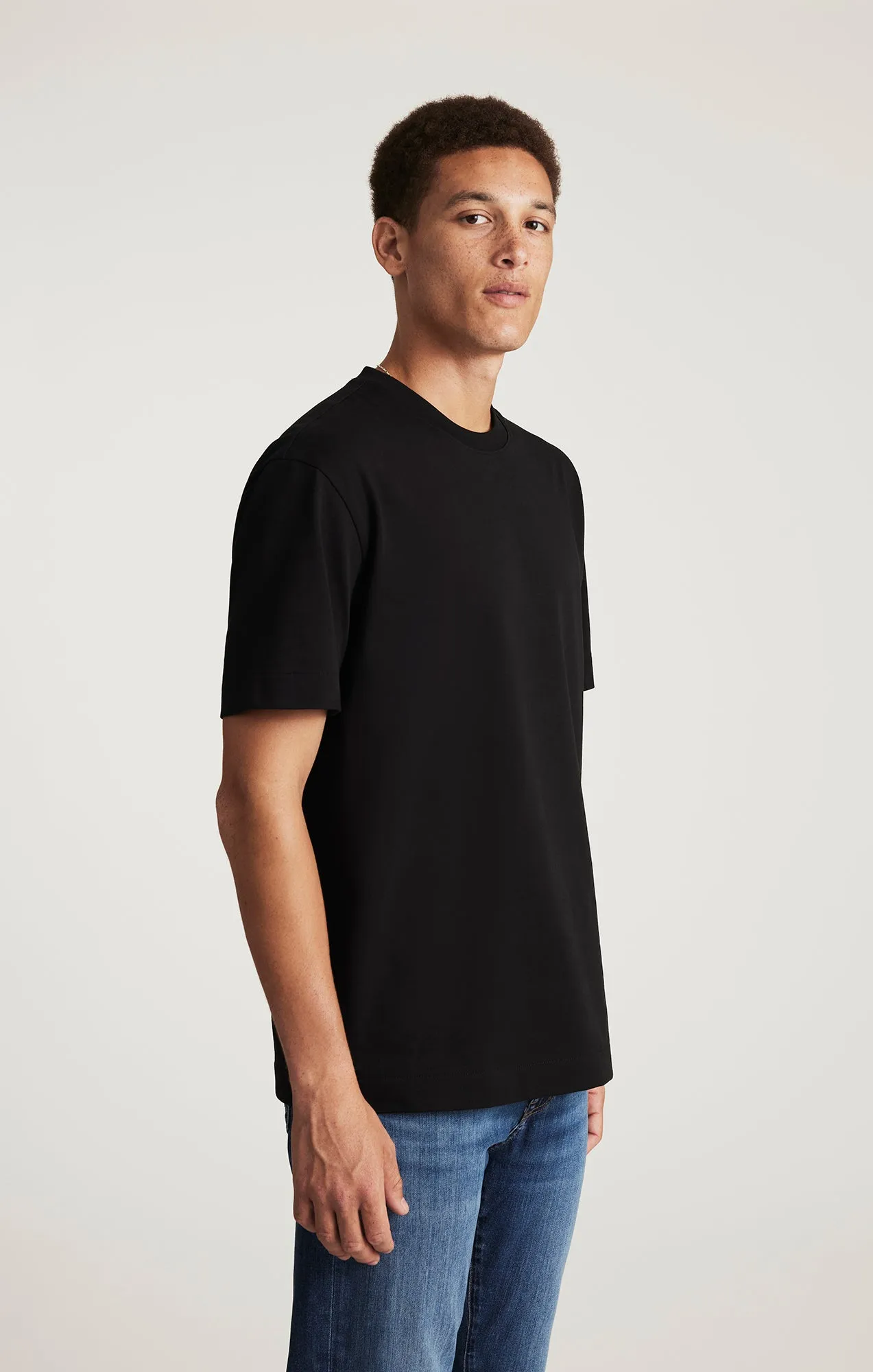 SHORT SLEEVE CREW NECK T-SHIRT IN BLACK sold by Mavi product image thumbnail 2