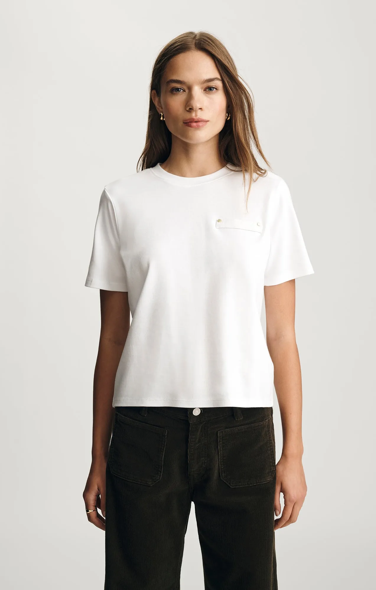 WELT POCKET T-SHIRT IN WHITE sold by Mavi