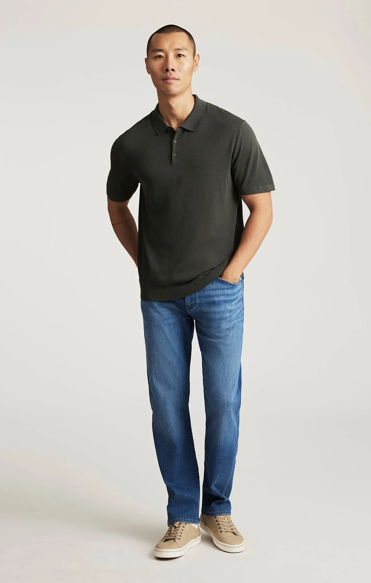 ZACH STRAIGHT LEG IN MID BRUSHED FEATHER BLUE sold by Mavi