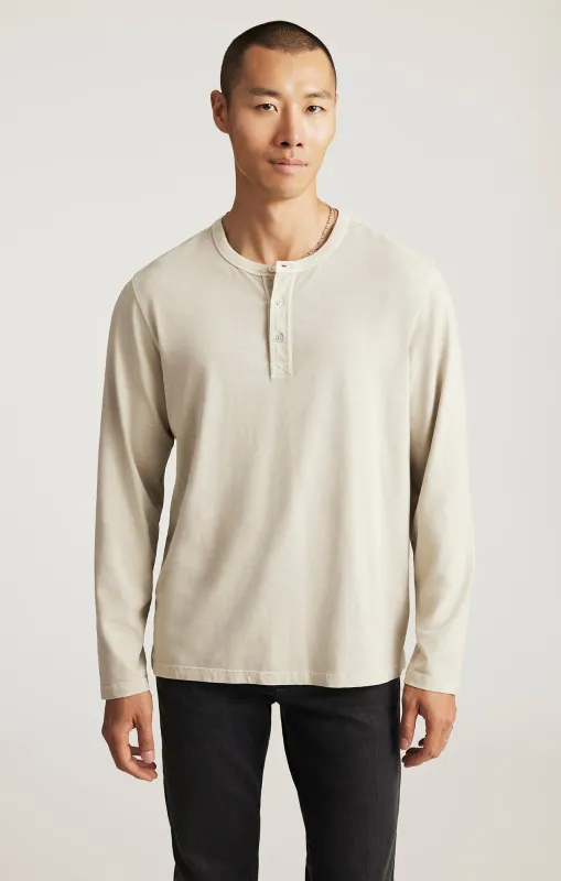 LONG SLEEVE HENLEY T-SHIRT IN PELICAN sold by Mavi