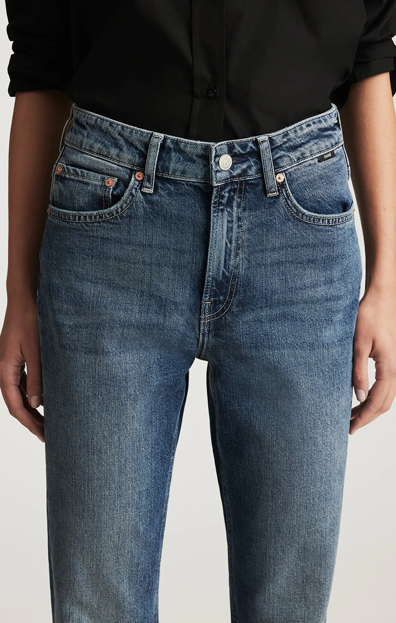 NEW YORK STRAIGHT LEG IN DEEP USED CLASSIC BLUE sold by Mavi product image thumbnail 5