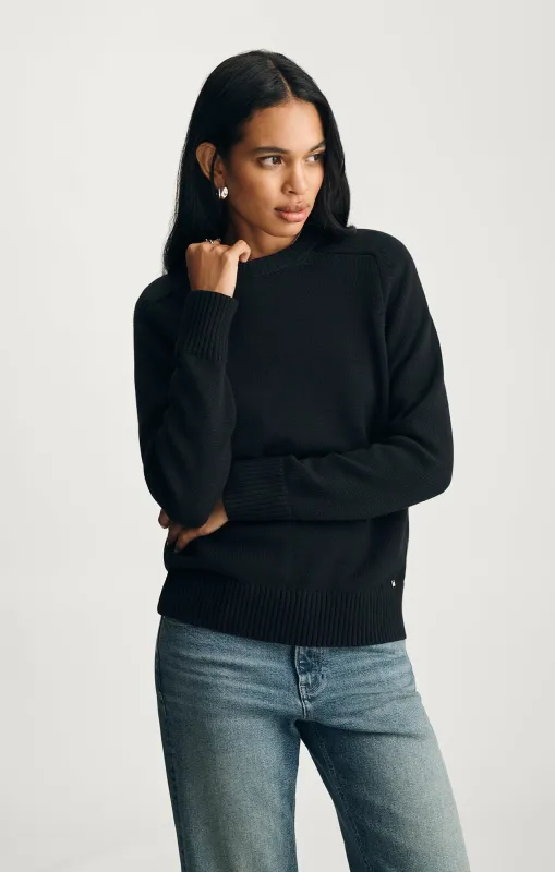 CREW NECK SWEATER IN BLACK sold by Mavi