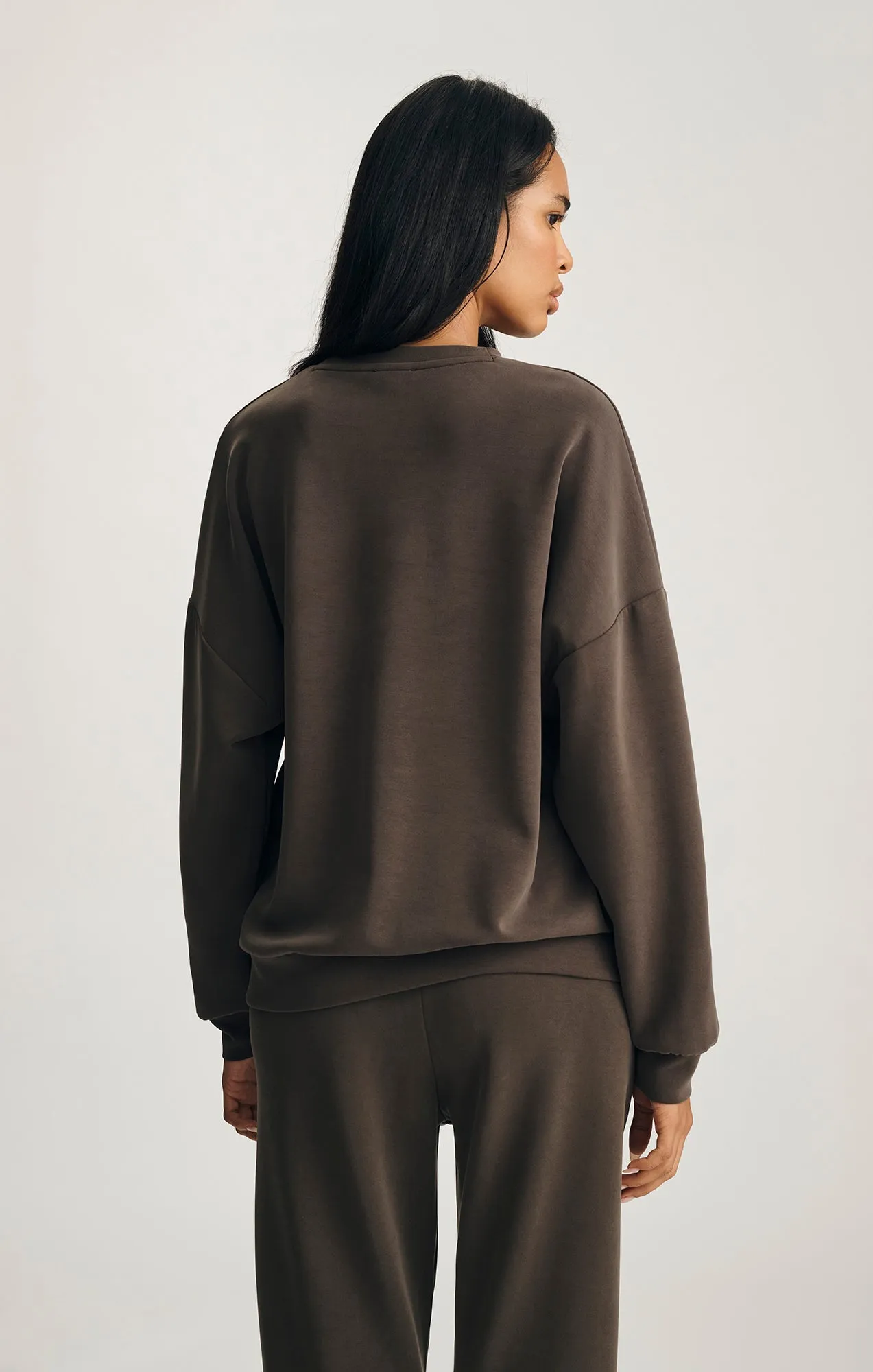 LUXE TOUCH TENCEL™ SWEATSHIRT IN DELICIOSO sold by Mavi product image thumbnail 2