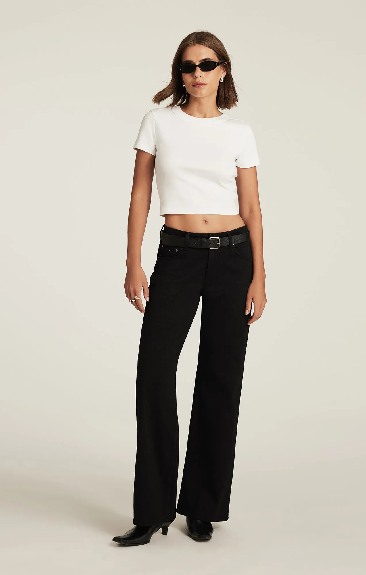 CROPPED CREW NECK T-SHIRT IN WHITE sold by Mavi product image thumbnail 5