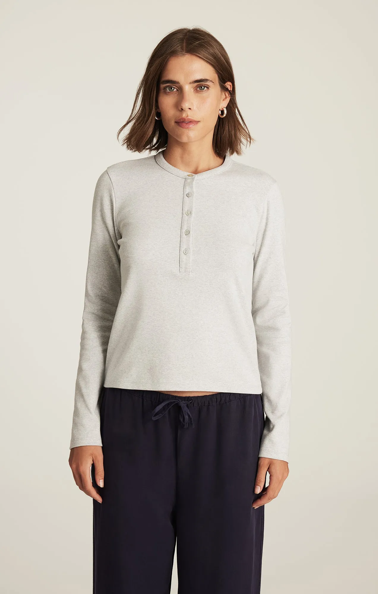 CROPPED HENLEY T-SHIRT IN LIGHT GREY MELANGE sold by Mavi