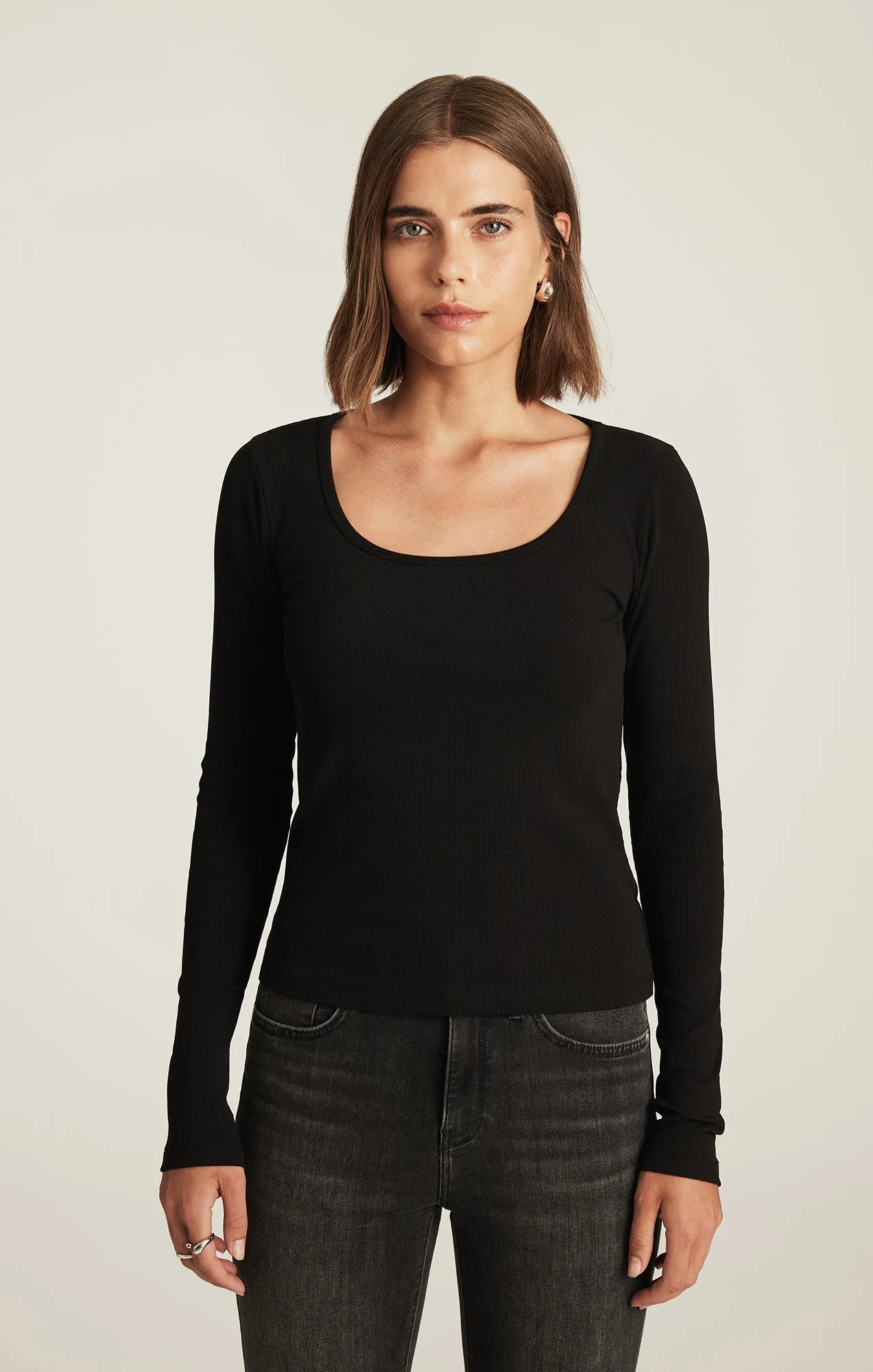 SOFIA RIBBED SQUARE NECK T-SHIRT IN BLACK sold by Mavi