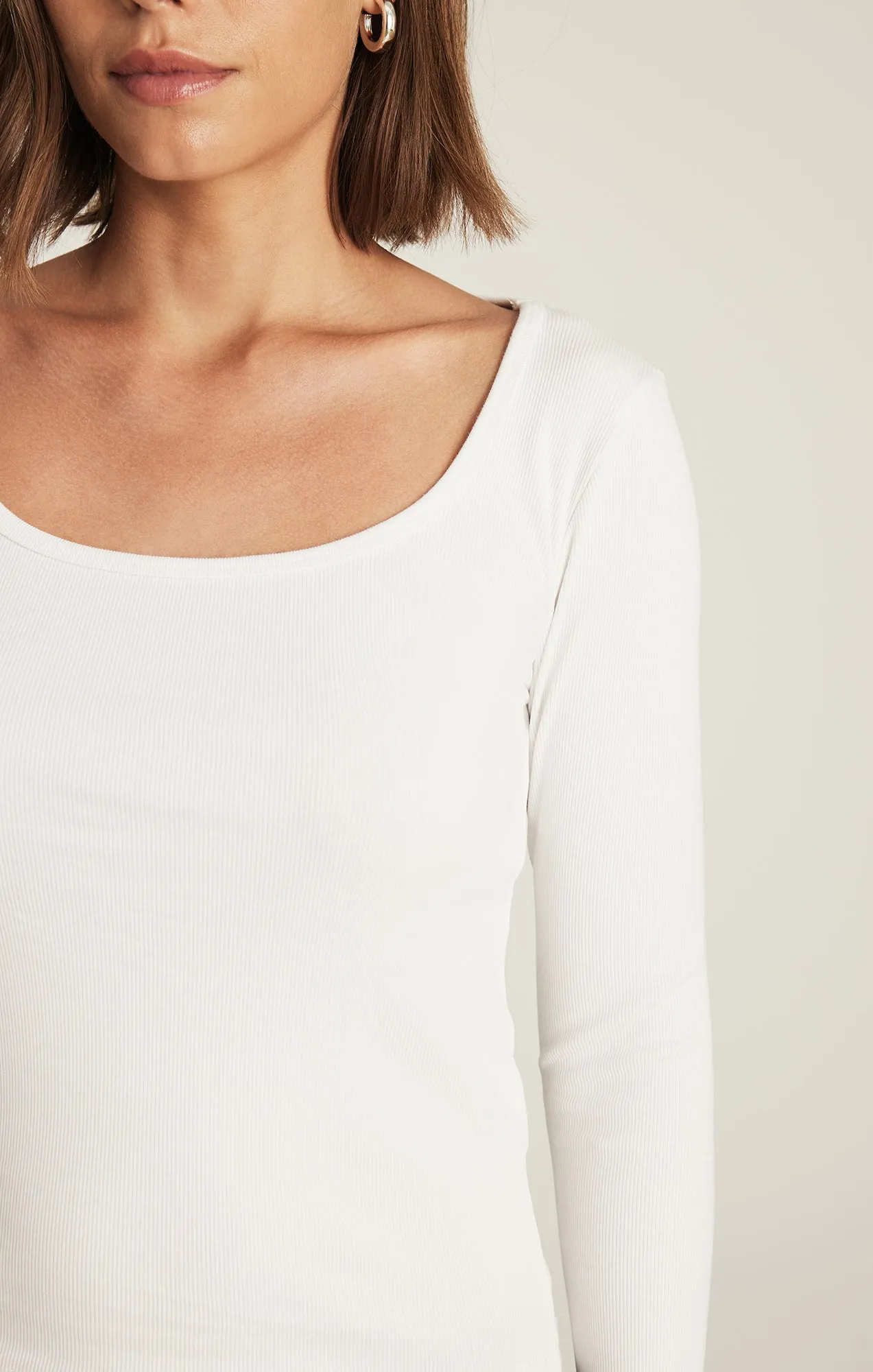 SOFIA RIBBED SQUARE NECK T-SHIRT IN WHITE sold by Mavi product image thumbnail 4