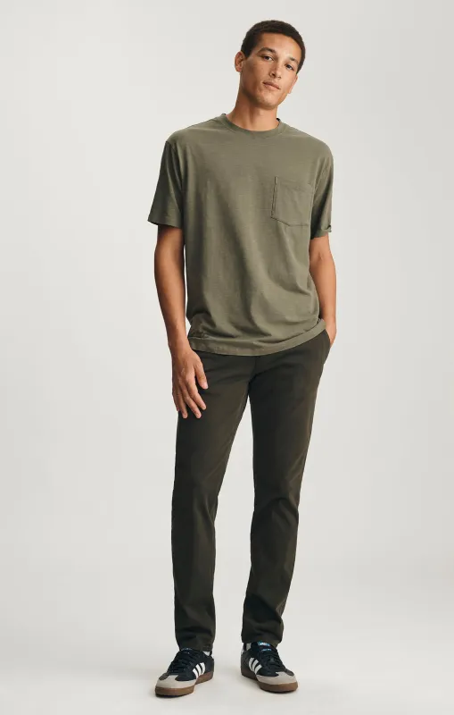 MILTON SLIM STRAIGHT CHINO IN DARK GREEN CASUAL TWILL sold by Mavi