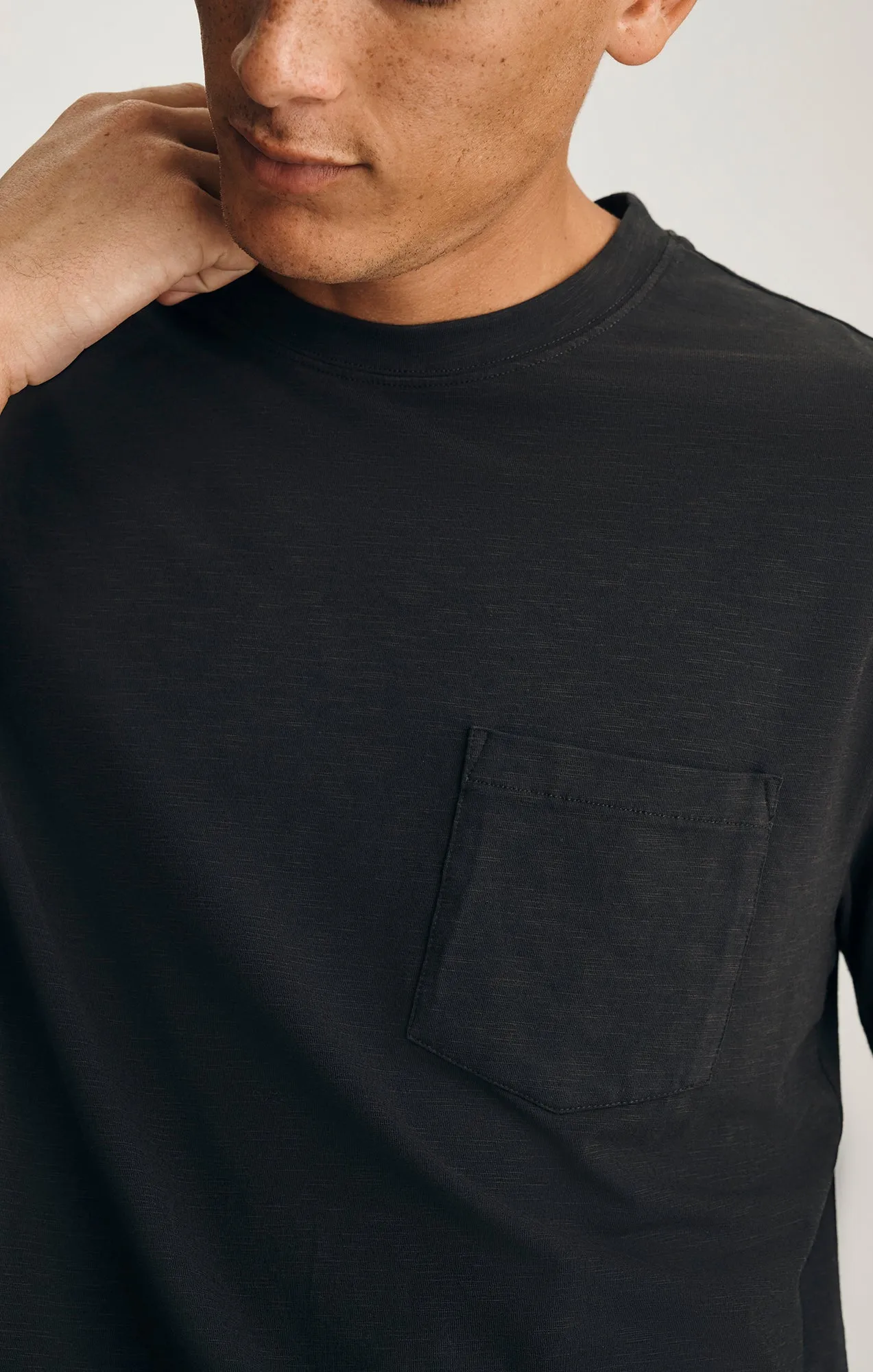 SLUB POCKET T-SHIRT IN PIRATE BLACK sold by Mavi product image thumbnail 3
