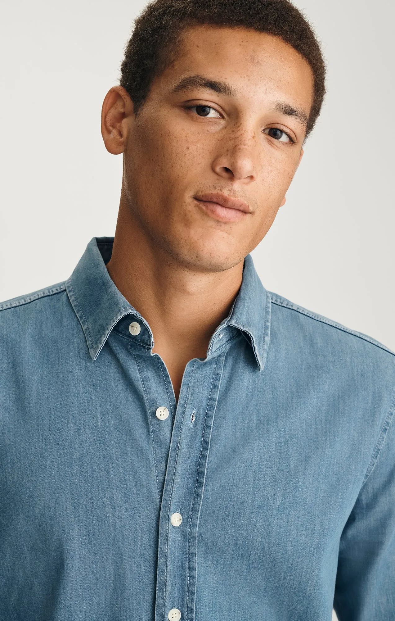 LONG SLEEVE BUTTON-UP SHIRT IN LIGHT BLUE sold by Mavi product image thumbnail 5