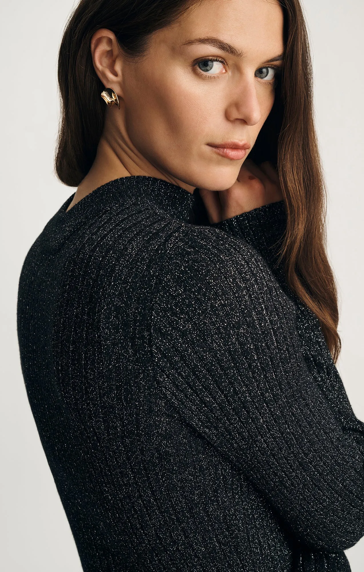 MOCK NECK SWEATER DRESS IN BLACK sold by Mavi product image thumbnail 4