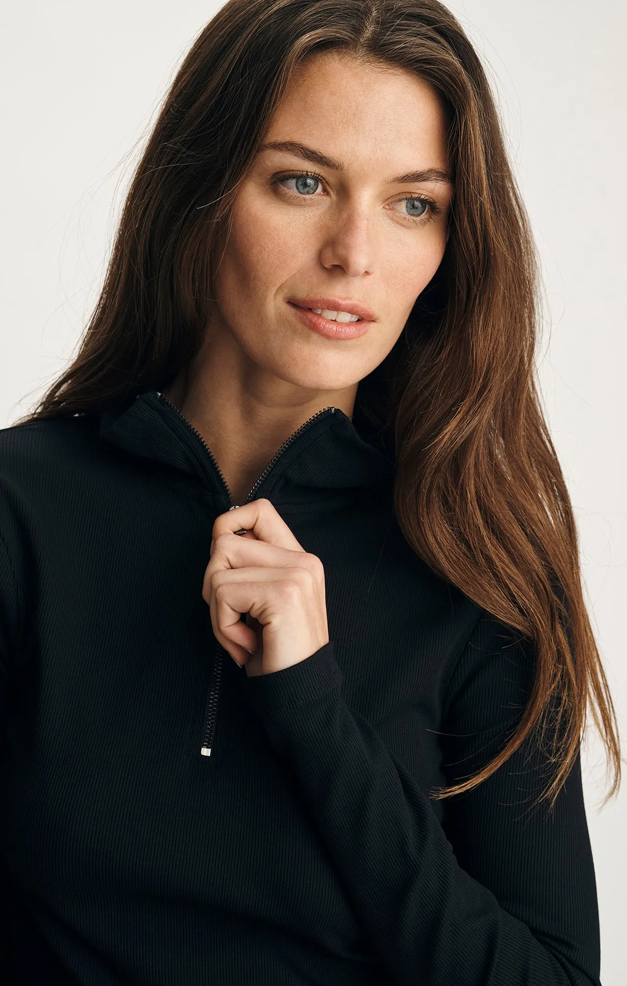 SPORTY LUXE HALF ZIP SHIRT IN BLACK sold by Mavi product image thumbnail 5
