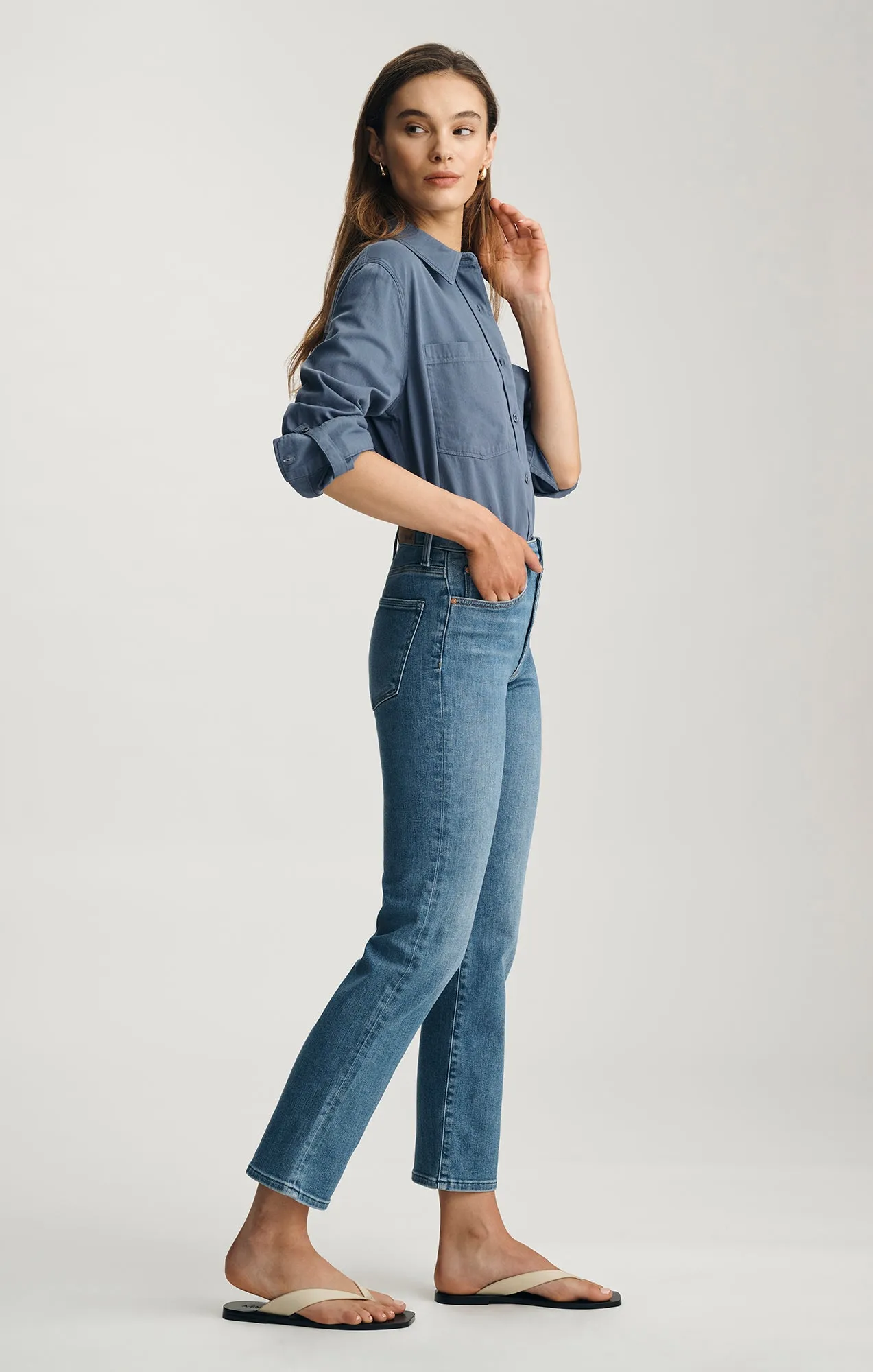 KENDRA STRAIGHT LEG IN MID BRUSHED FLEX BLUE sold by Mavi product image thumbnail 2