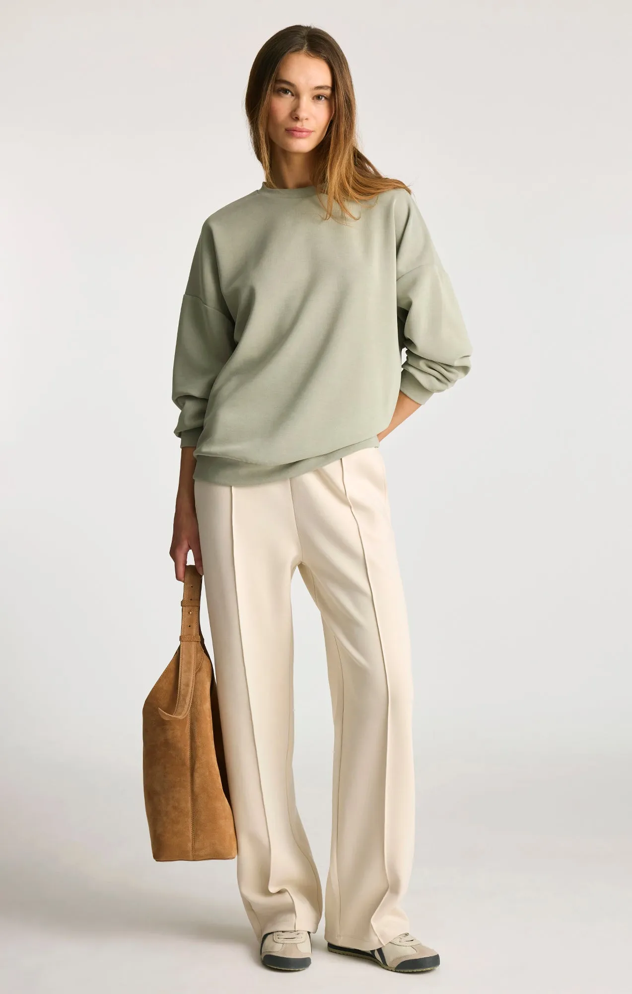 LUXE TOUCH TENCEL™ SWEATSHIRT IN SEAGRASS sold by Mavi product image thumbnail 5