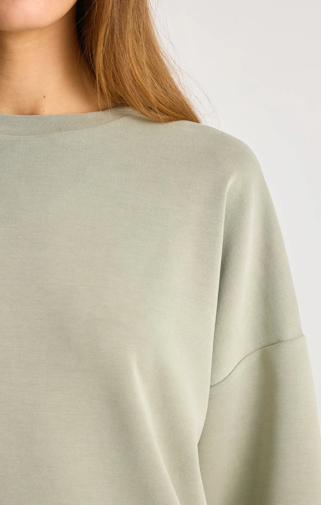 LUXE TOUCH TENCEL™ SWEATSHIRT IN SEAGRASS sold by Mavi product image thumbnail 4