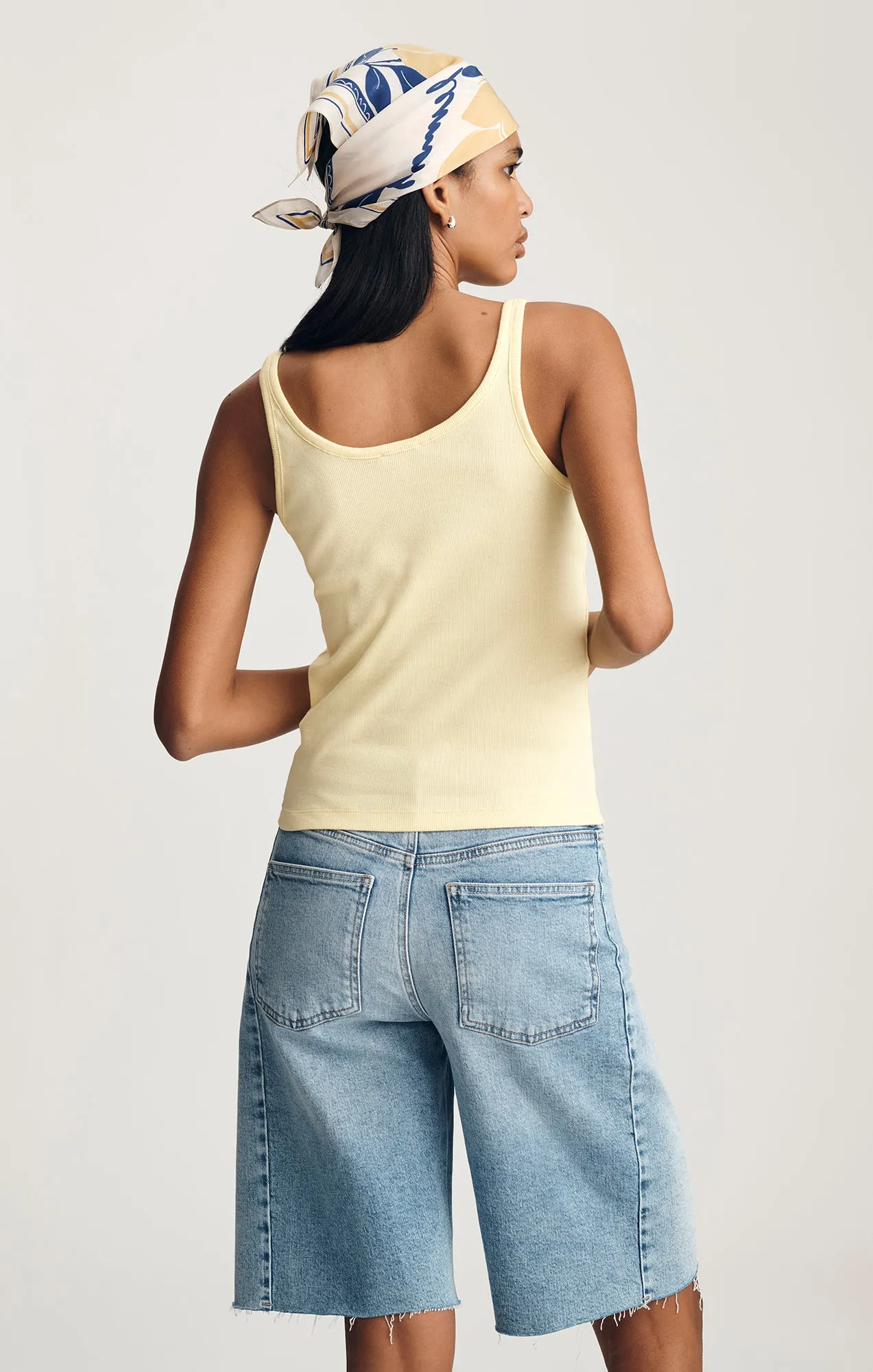 RIBBED SCOOP NECK TANK TOP IN PALE BANANA sold by Mavi product image thumbnail 2