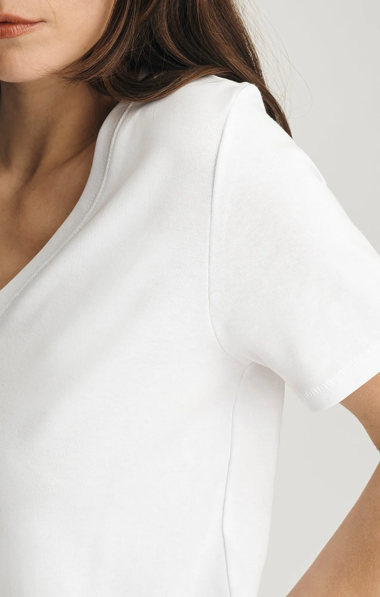 OLIVIA V-NECK T-SHIRT IN WHITE sold by Mavi product image thumbnail 3