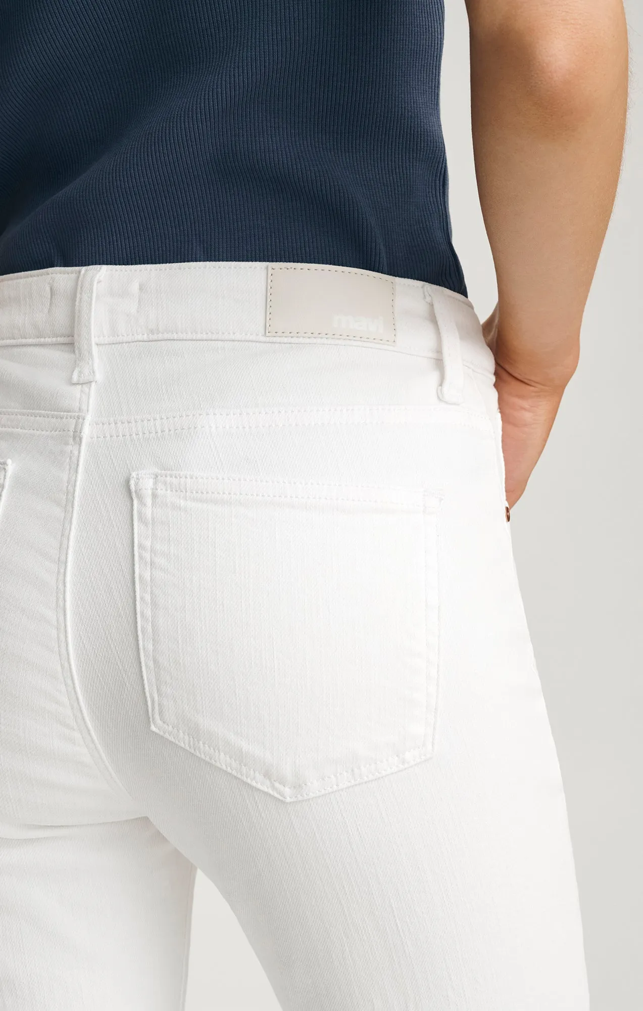 ANIKA CROPPED FLARE IN WHITE FLEX BLUE sold by Mavi product image thumbnail 5