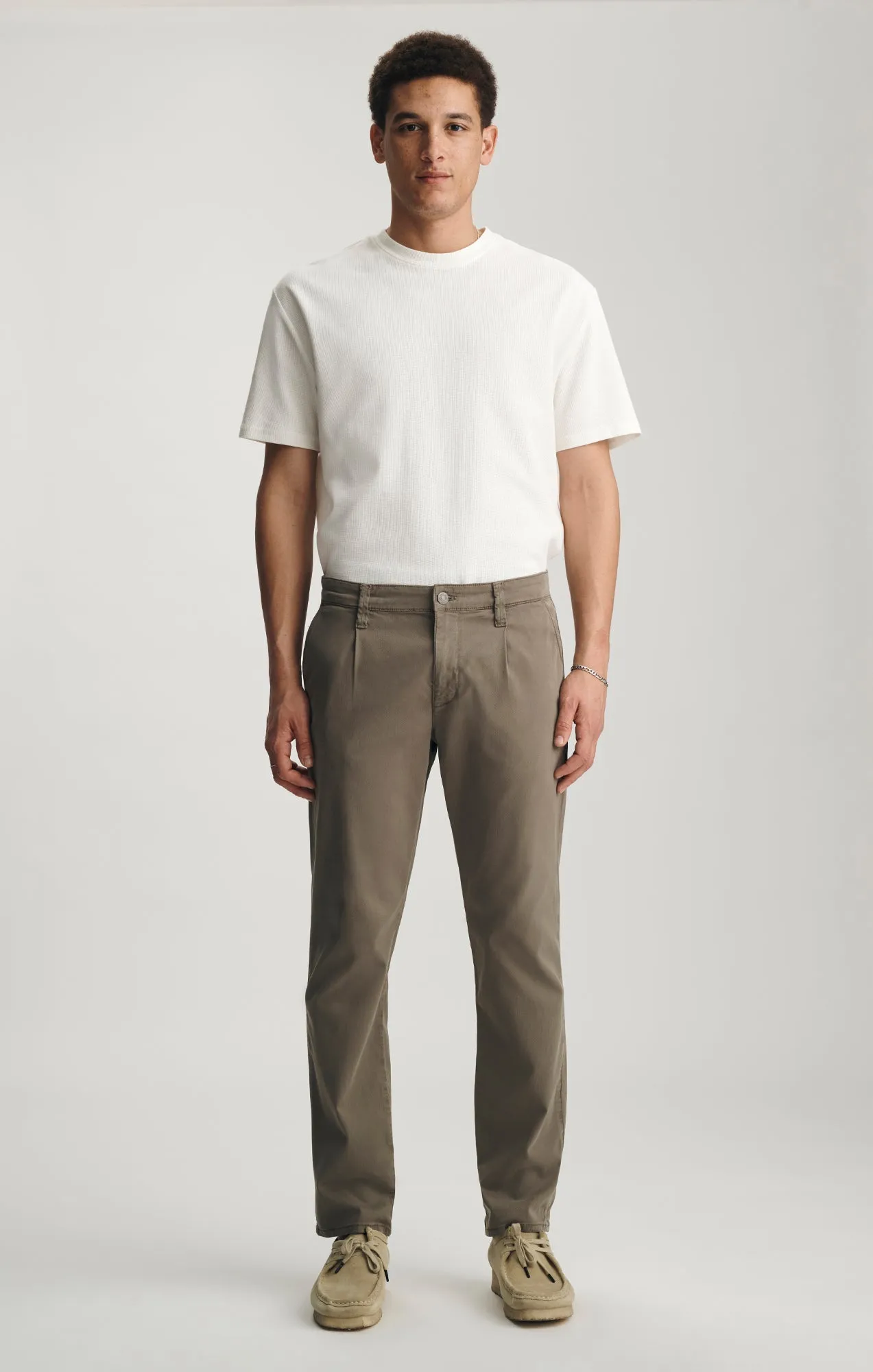 WILL PLEATED STRAIGHT CHINO IN PINE CITY sold by Mavi product image thumbnail 3