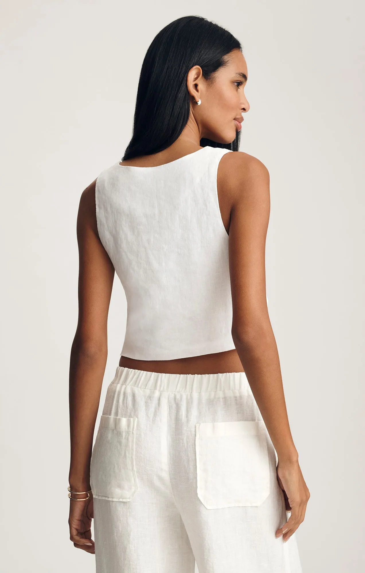 LINEN CROPPED BUTTON-UP TANK TOP IN WHITE sold by Mavi product image thumbnail 2