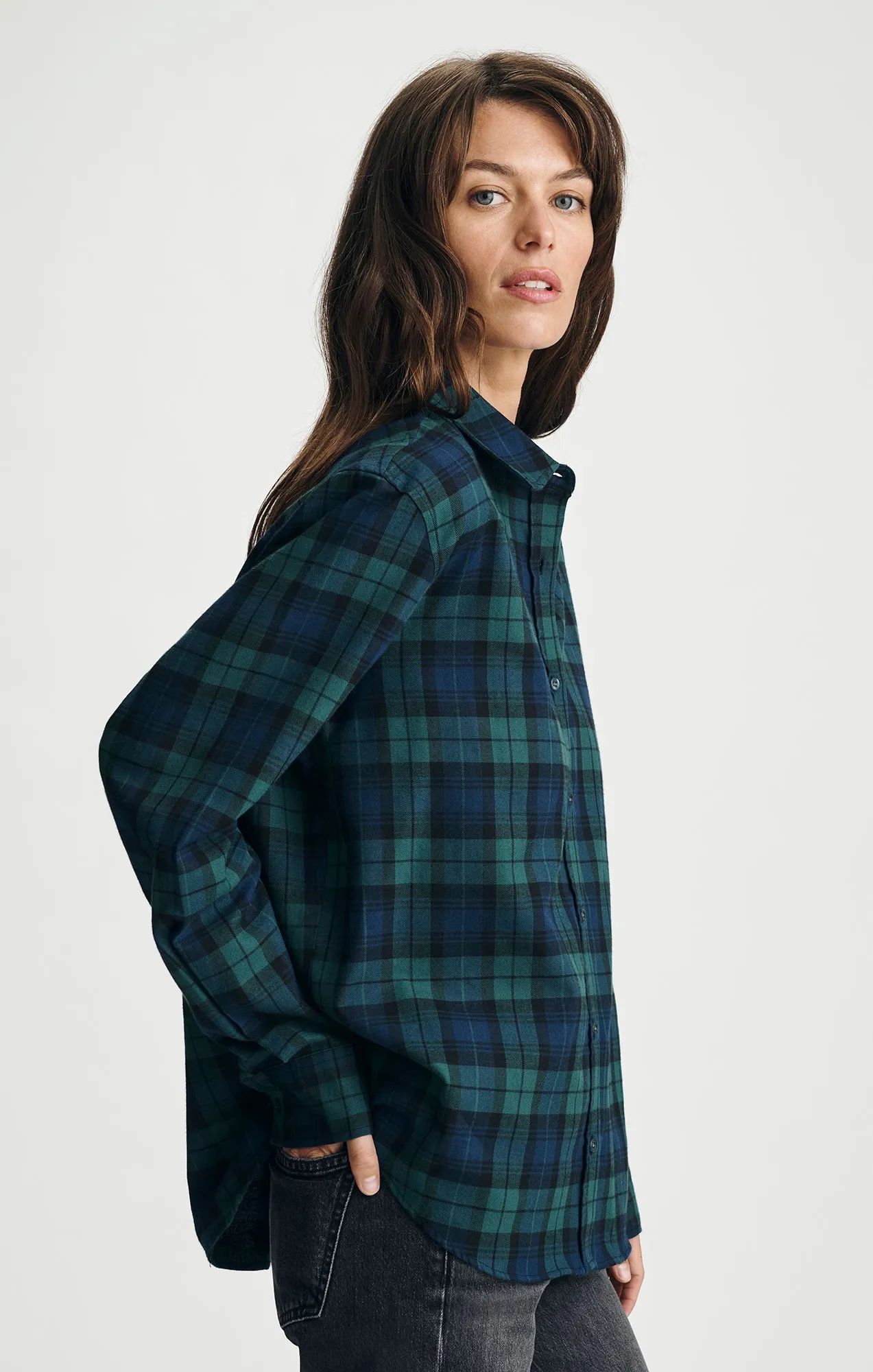 COTTON FLANNEL BUTTON-UP SHIRT IN NAVY CHECK sold by Mavi product image thumbnail 3