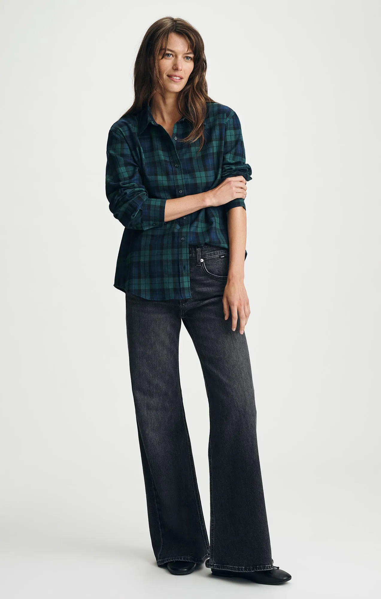 COTTON FLANNEL BUTTON-UP SHIRT IN NAVY CHECK sold by Mavi product image thumbnail 2