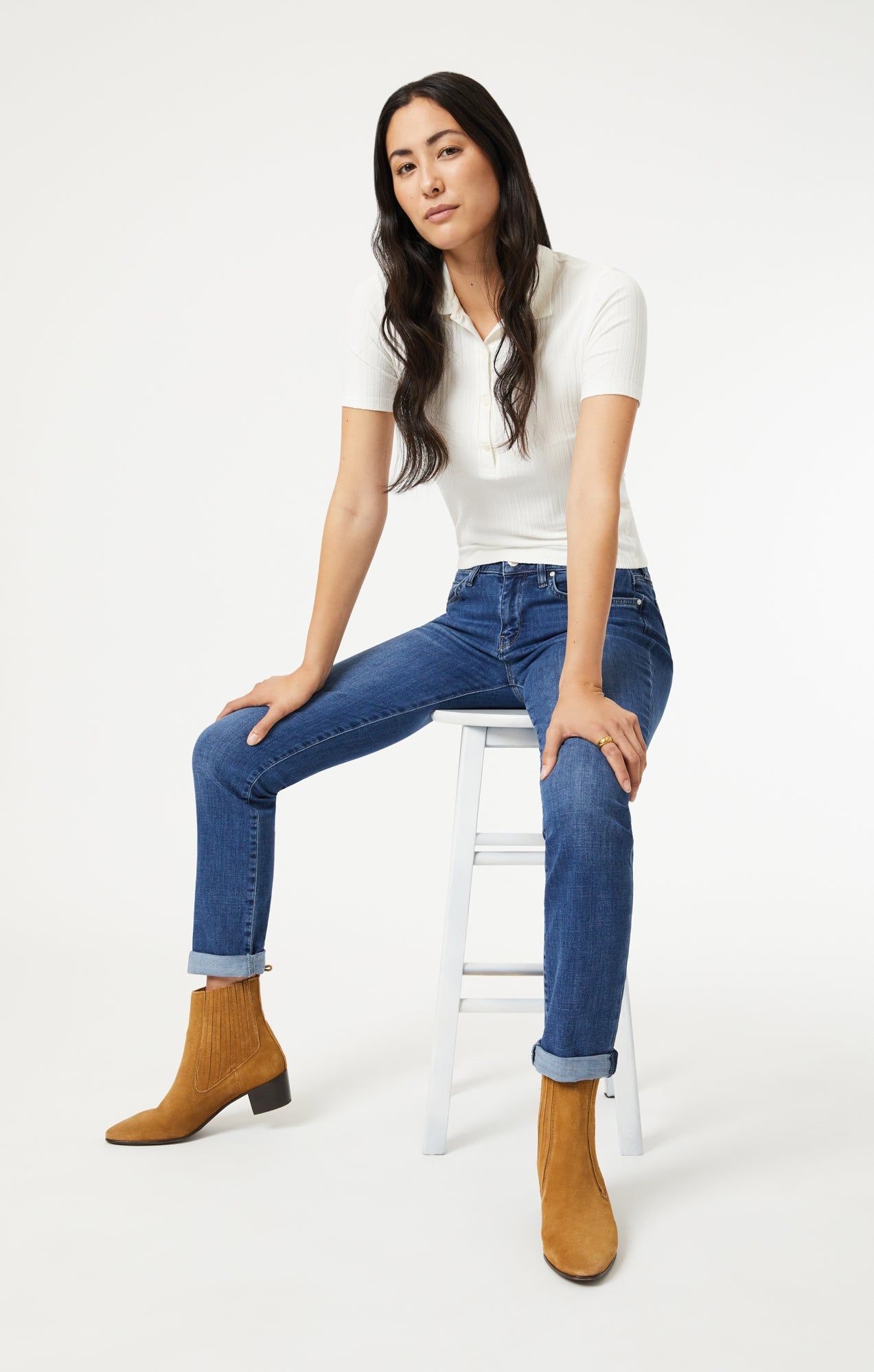 EMMA SLIM BOYFRIEND IN DARK BRUSHED FEATHER BLUE sold by Mavi