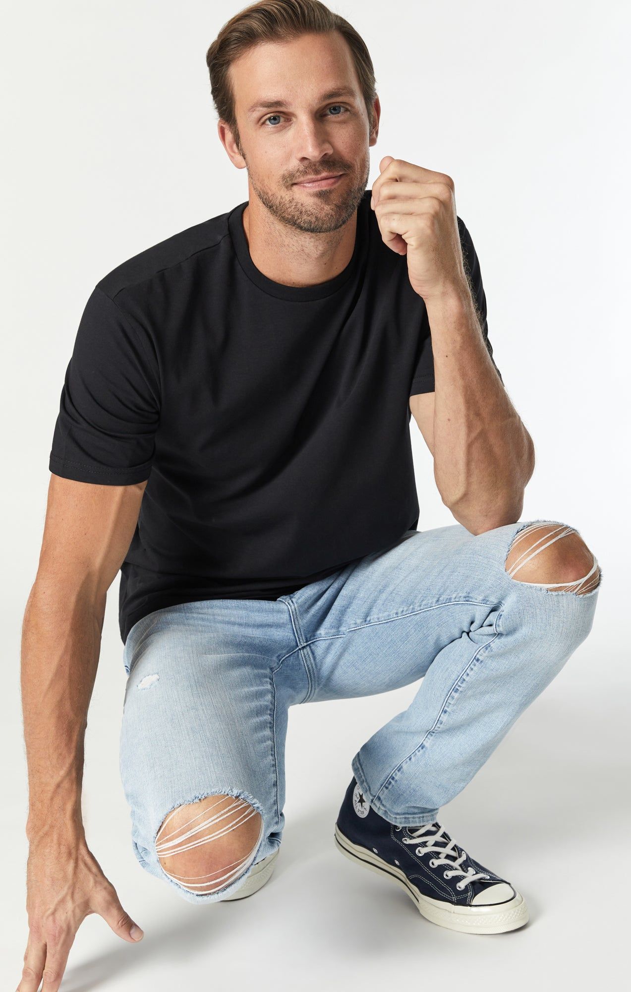 JAKE SLIM LEG IN BLEACHED RIPPED ORGANIC VINTAGE sold by Mavi