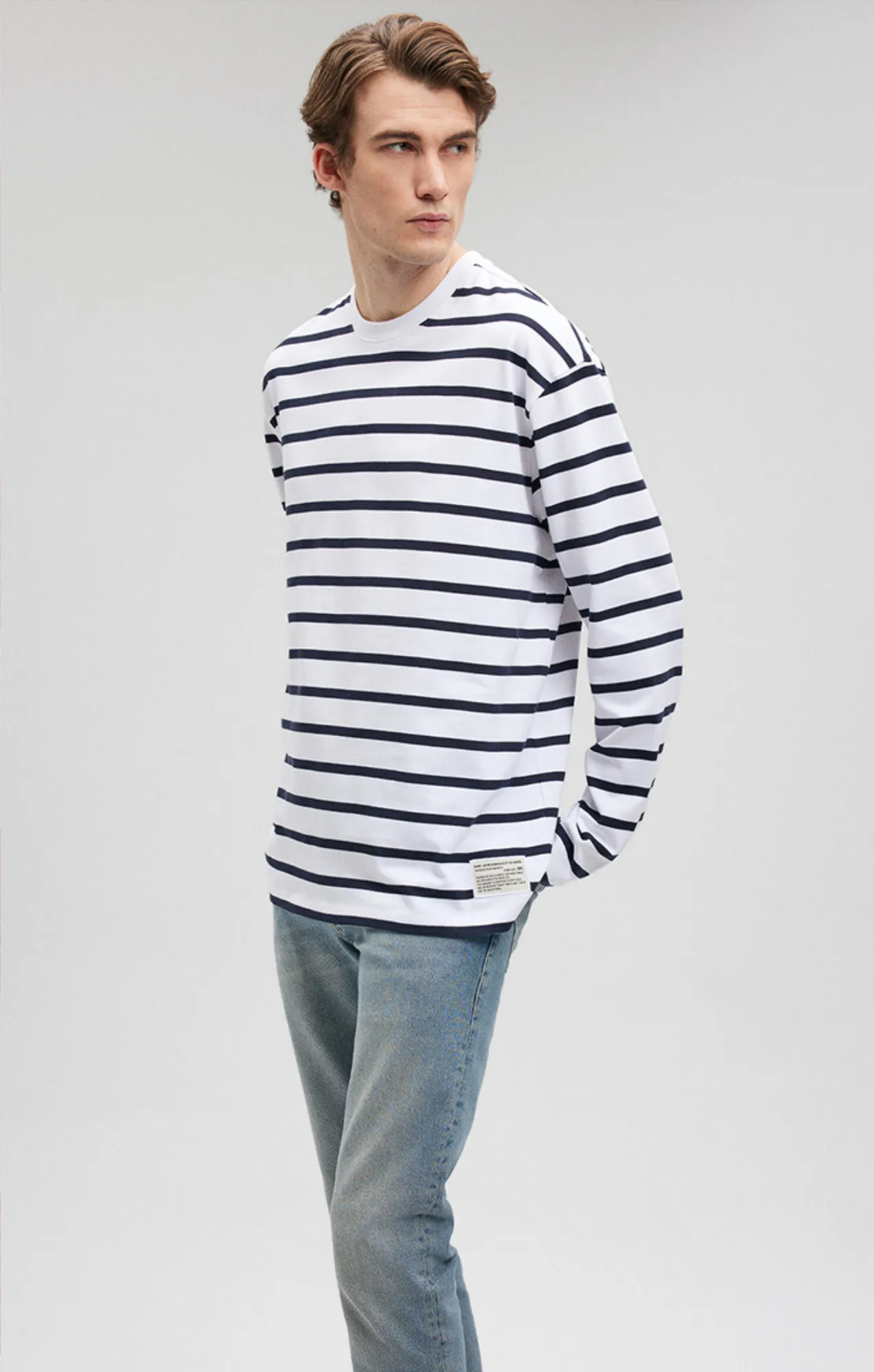 STRIPED LONG SLEEVE T-SHIRT IN NAVY BLAZER sold by Mavi