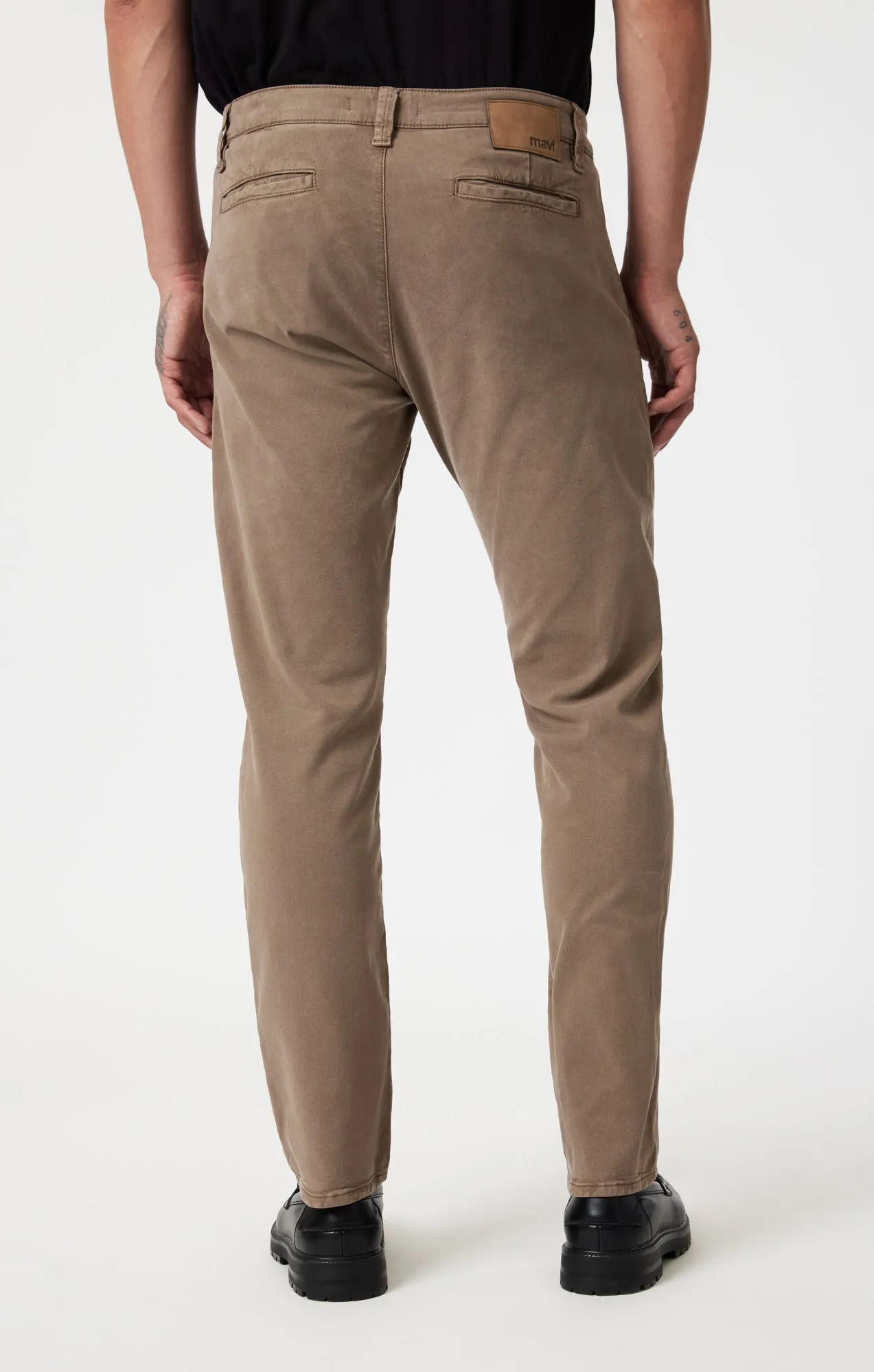 MILTON SLIM STRAIGHT CHINO IN TIMBER LUXE TWILL sold by Mavi product image thumbnail 5