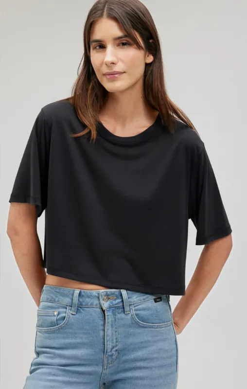 CROPPED SHORT SLEEVE T-SHIRT IN BLACK sold by Mavi