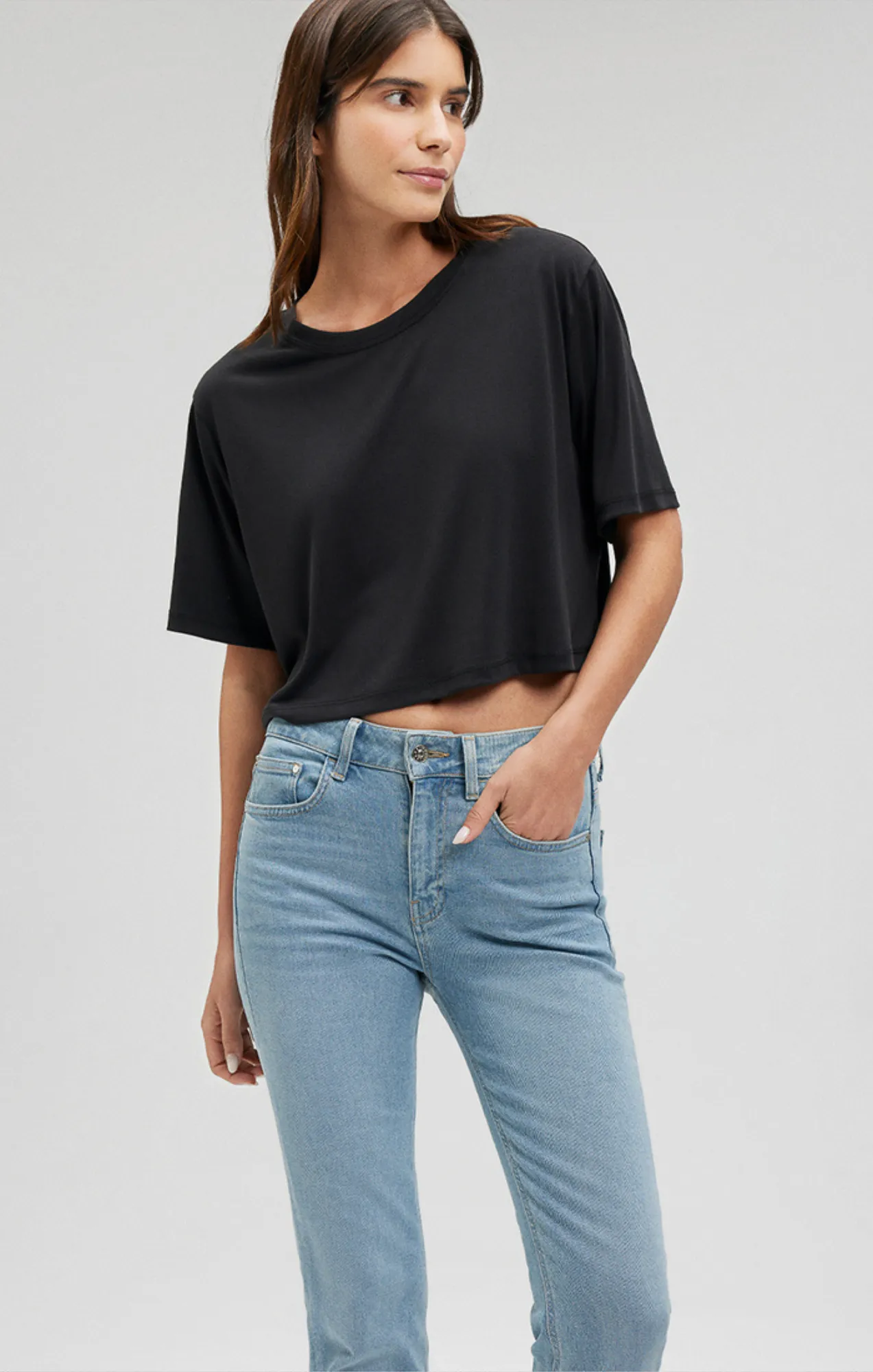 CROPPED SHORT SLEEVE T-SHIRT IN BLACK sold by Mavi product image thumbnail 2