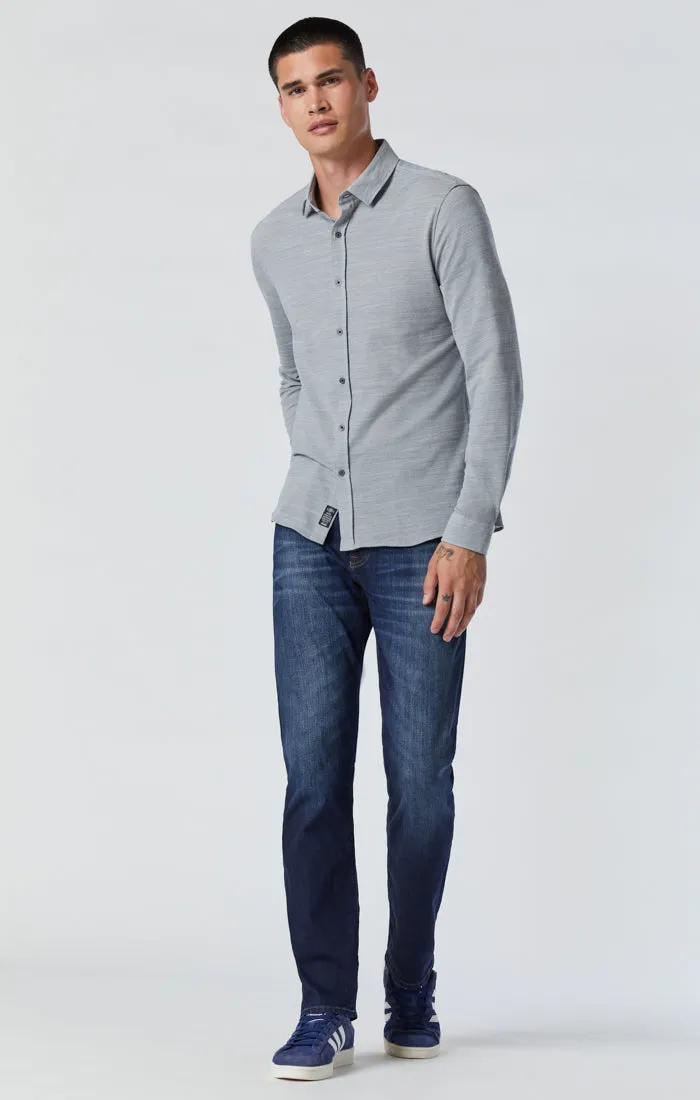 ZACH STRAIGHT LEG JEANS IN DARK WILLIAMSBURG sold by Mavi product image thumbnail 2